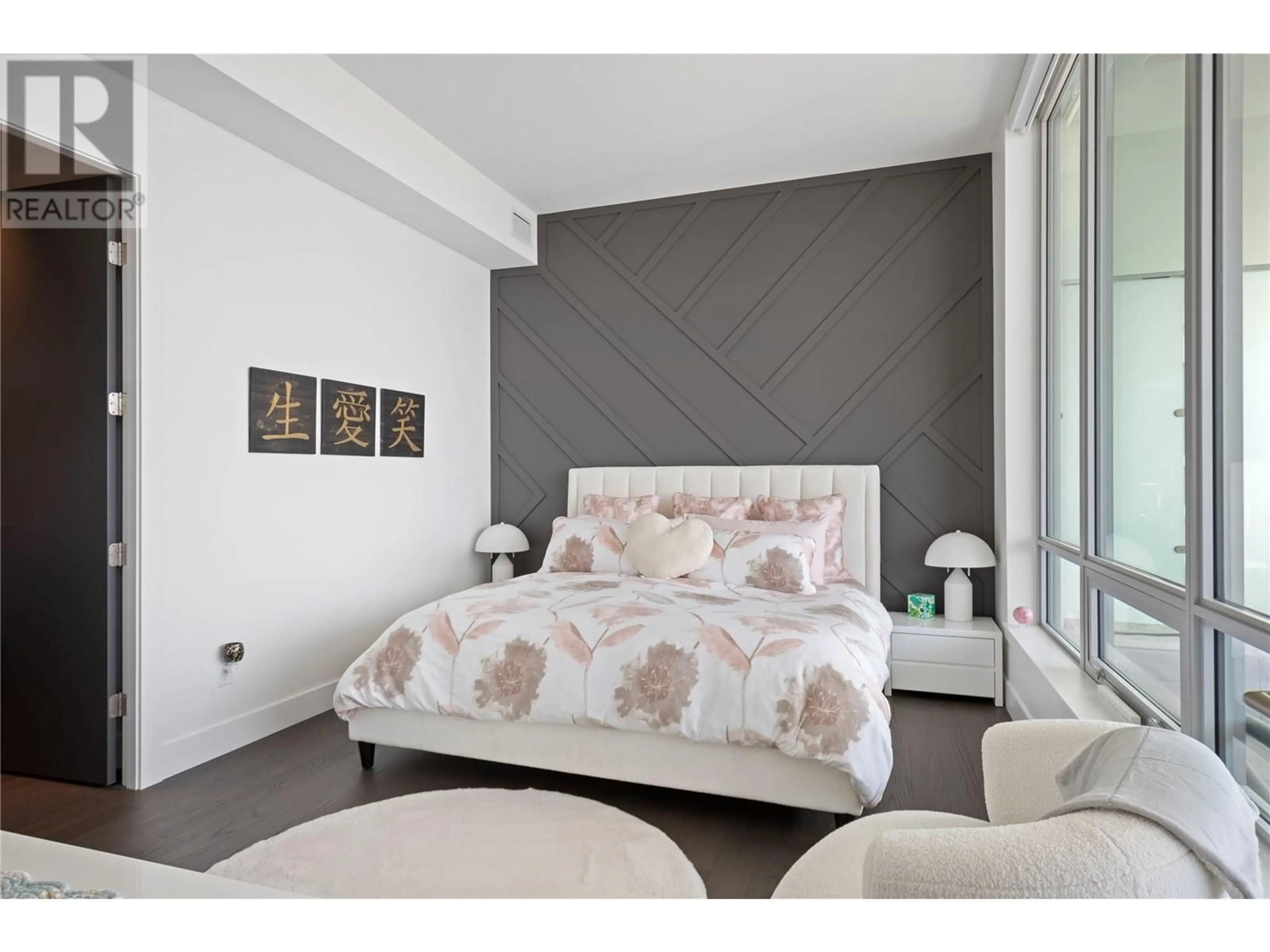 Bedroom with bed, unknown for 2802 - 1181 SUNSET DRIVE, Kelowna British Columbia V1Y0L4