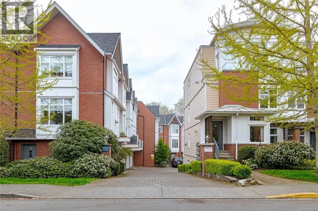 36 - 60 DALLAS ROAD, Victoria 2