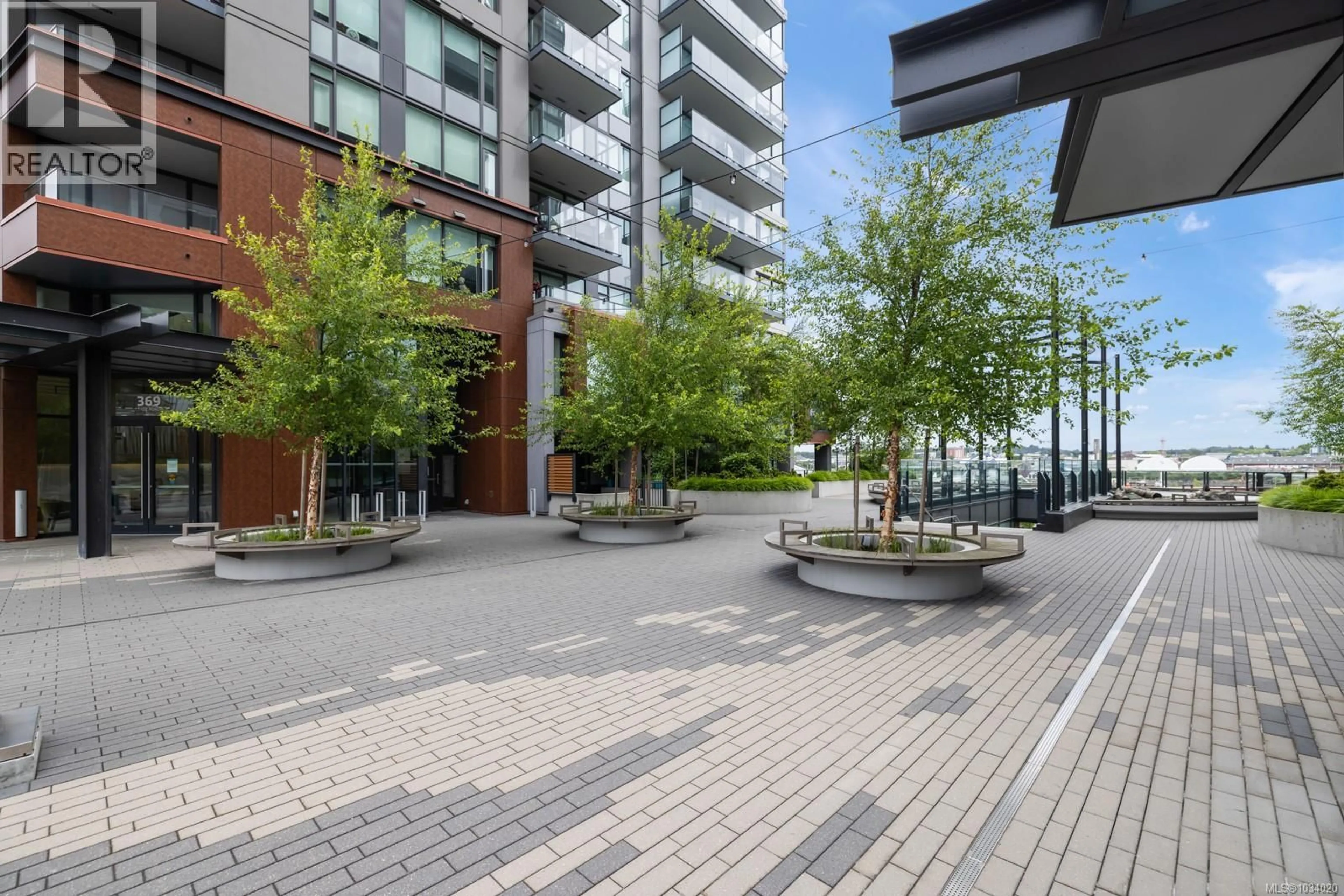 Patio, street for 303 - 369 TYEE ROAD, Victoria British Columbia V9A0B6
