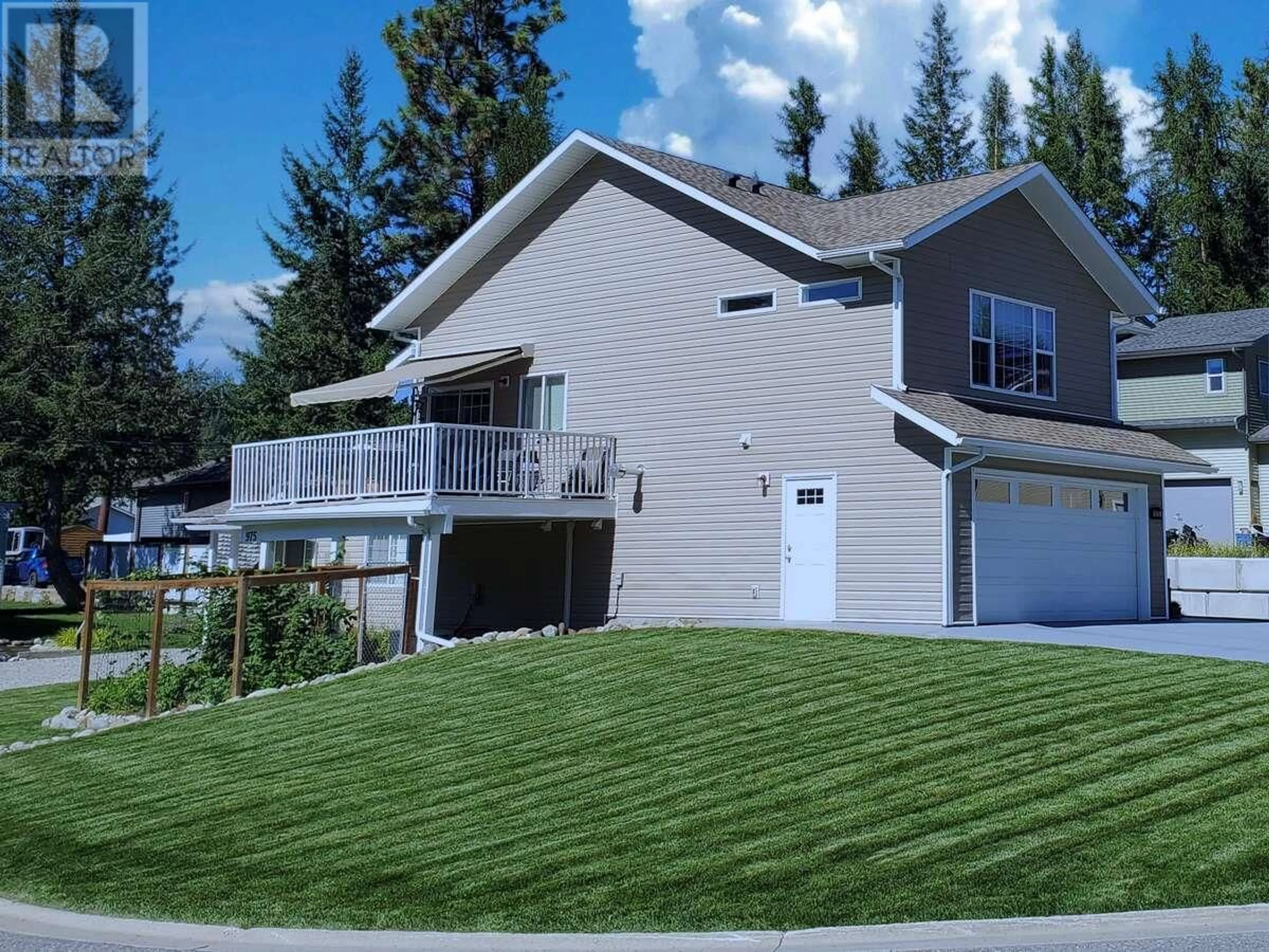 Home with vinyl exterior material, mountain view for 975 313TH DRIVE, Kimberley British Columbia V1A3G9