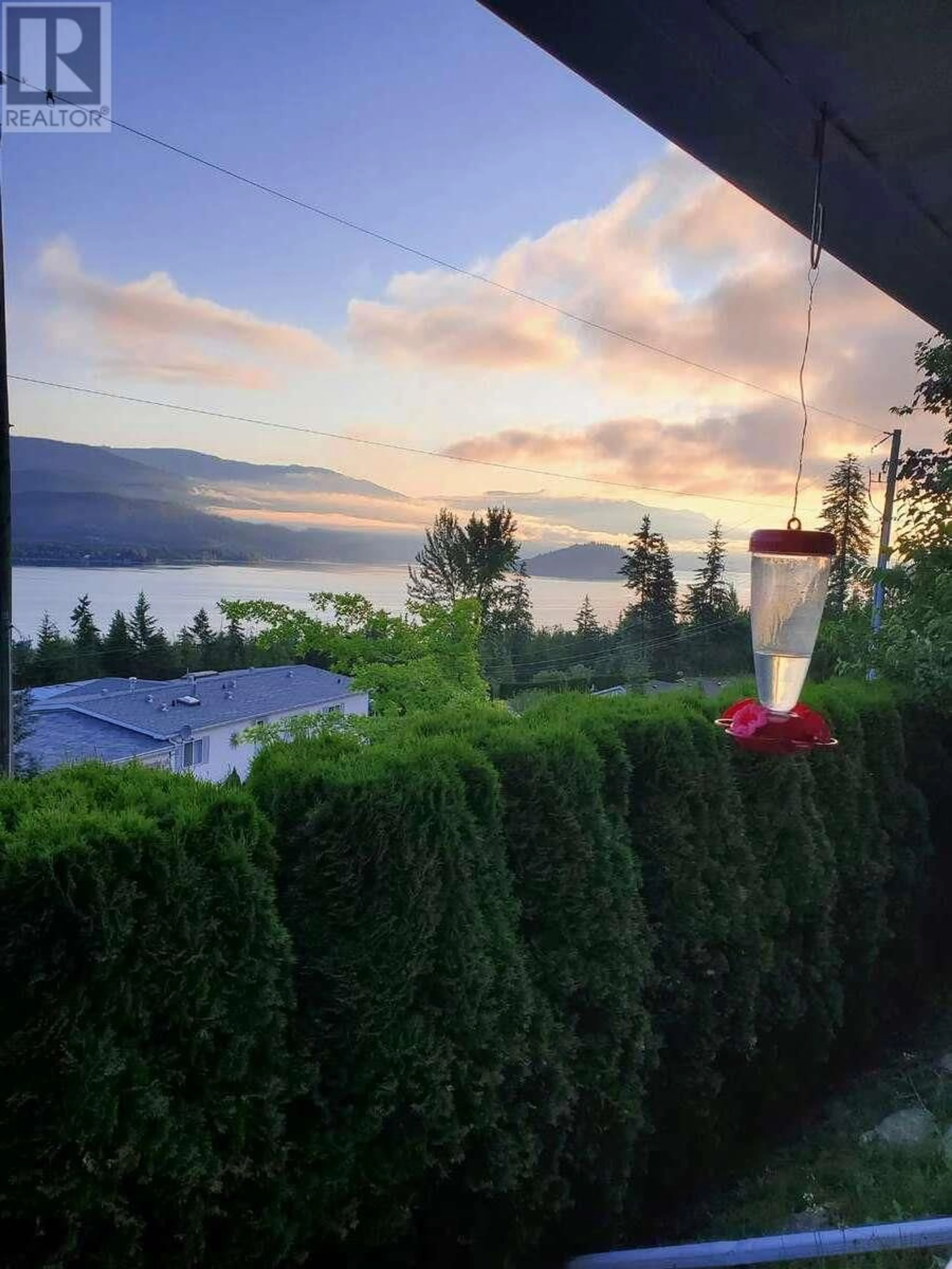 Patio, mountain view for 32 - 1510 TRANS CANADA HIGHWAY, Sorrento British Columbia V0E2W2