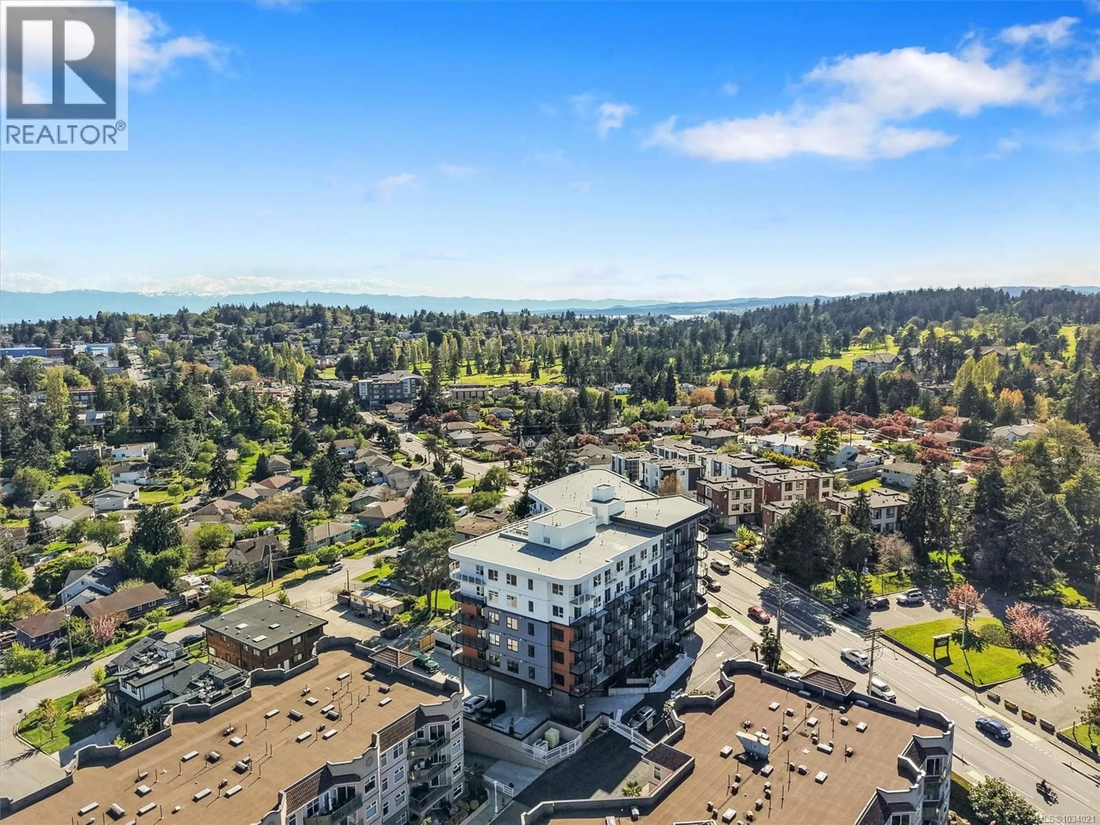 A pic from outside/outdoor area/front of a property/back of a property/a pic from drone, unknown for 103 - 1075 TILLICUM ROAD, Esquimalt British Columbia V9A2A4