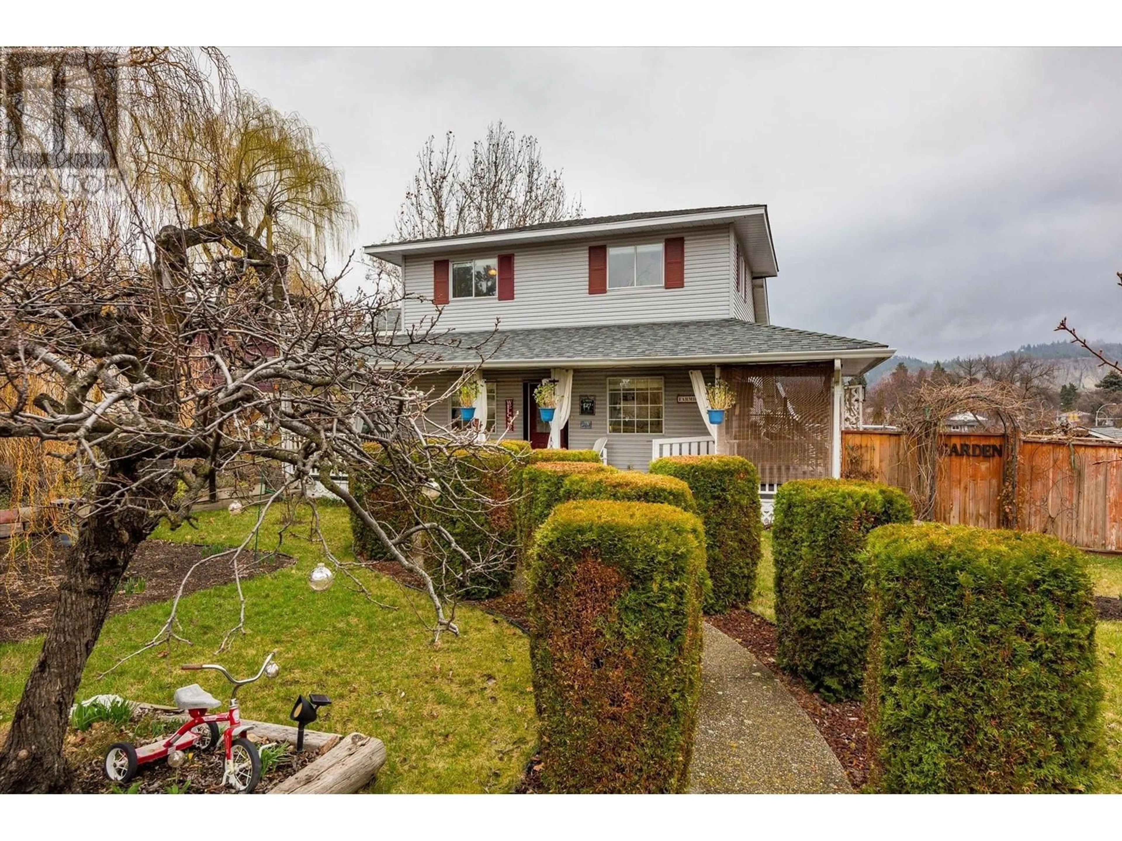 Home with brick exterior material, street for 987 GARLAND STREET, Kelowna British Columbia V1Y3M9
