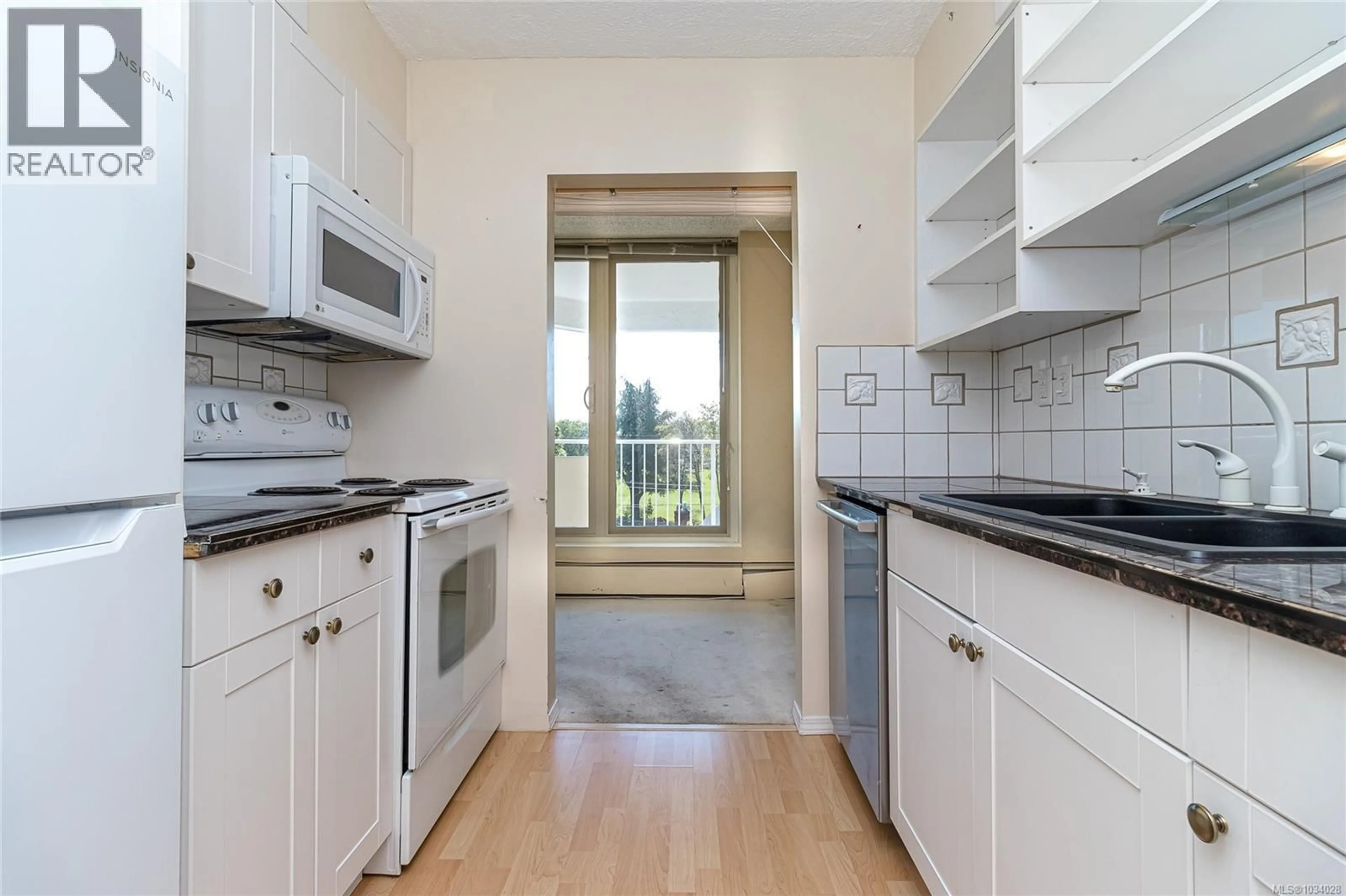 Standard kitchen, unknown for 507 - 1148 GOODWIN STREET, Oak Bay British Columbia V8S5H2