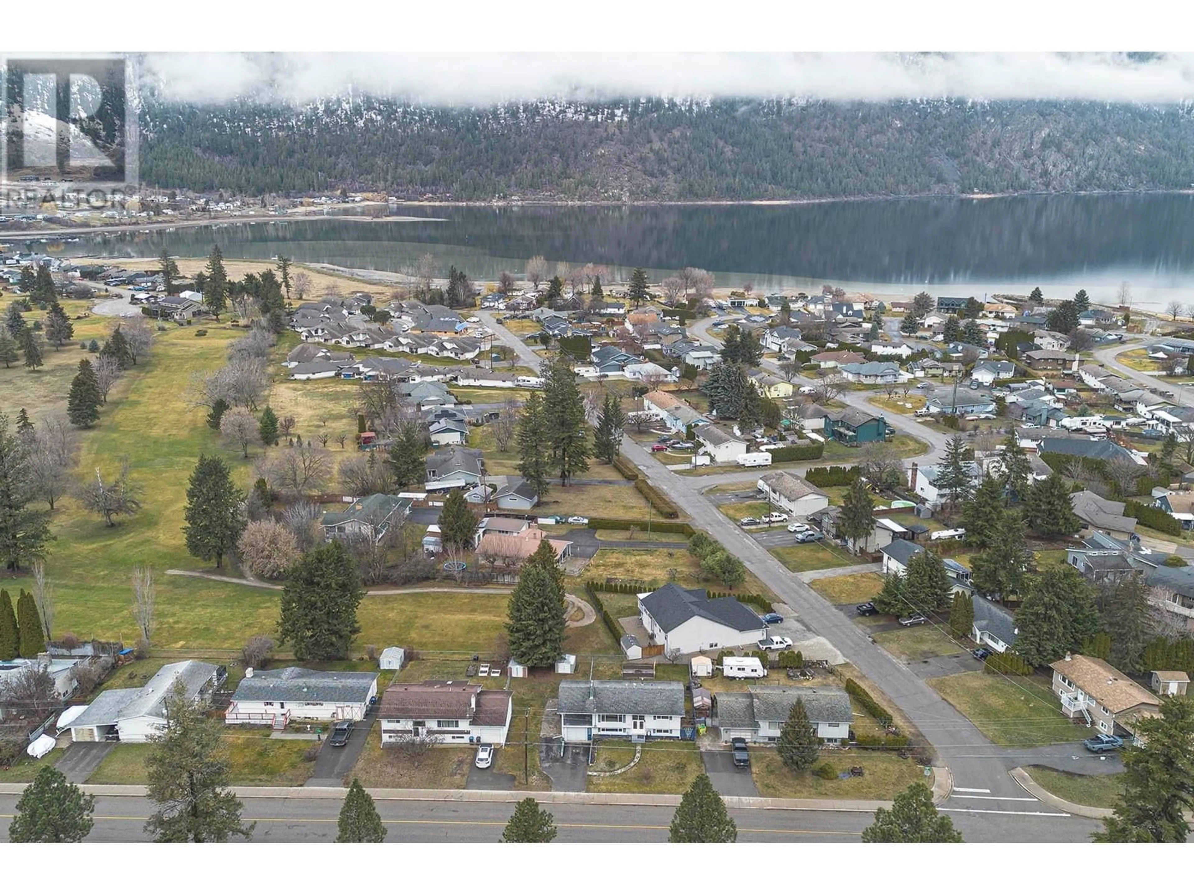 A pic from outside/outdoor area/front of a property/back of a property/a pic from drone, water/lake/river/ocean view for 1018 SECOND AVENUE, Chase British Columbia V0E1M0