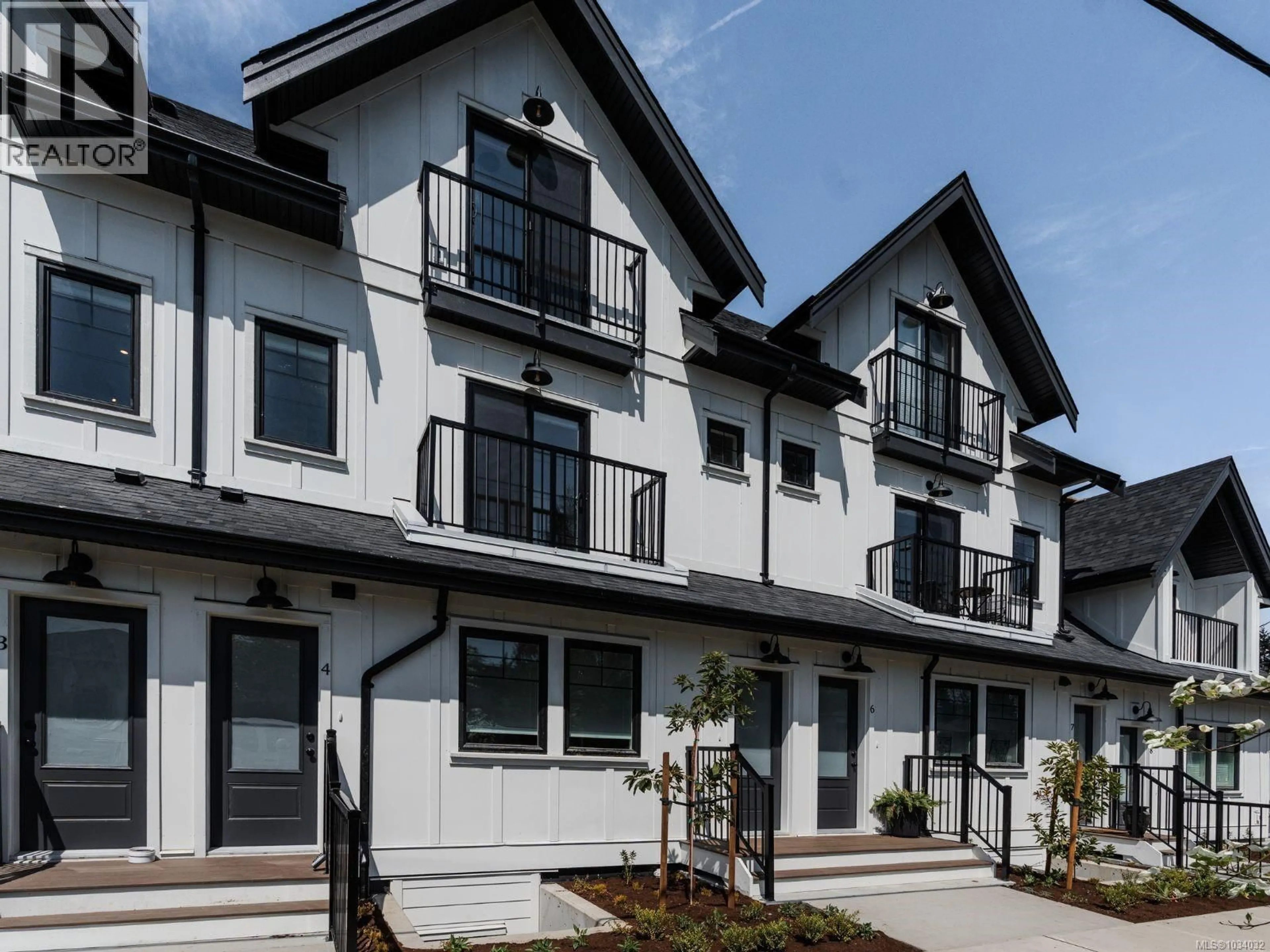Home with vinyl exterior material, street for 2 - 1830 ALLENBY STREET, Saanich British Columbia V8R3B7
