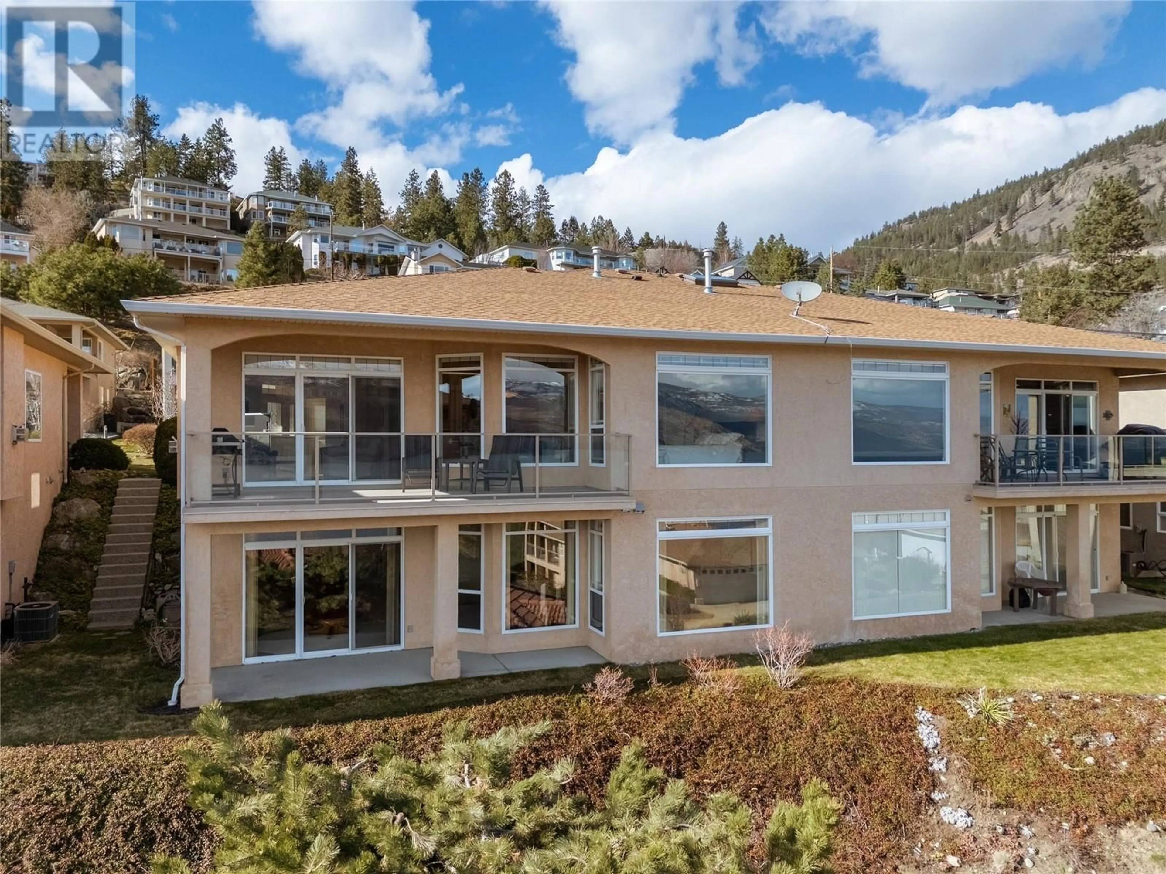 Home with vinyl exterior material, mountain view for 126 - 5300 HUSTON ROAD, Peachland British Columbia V0H1X2
