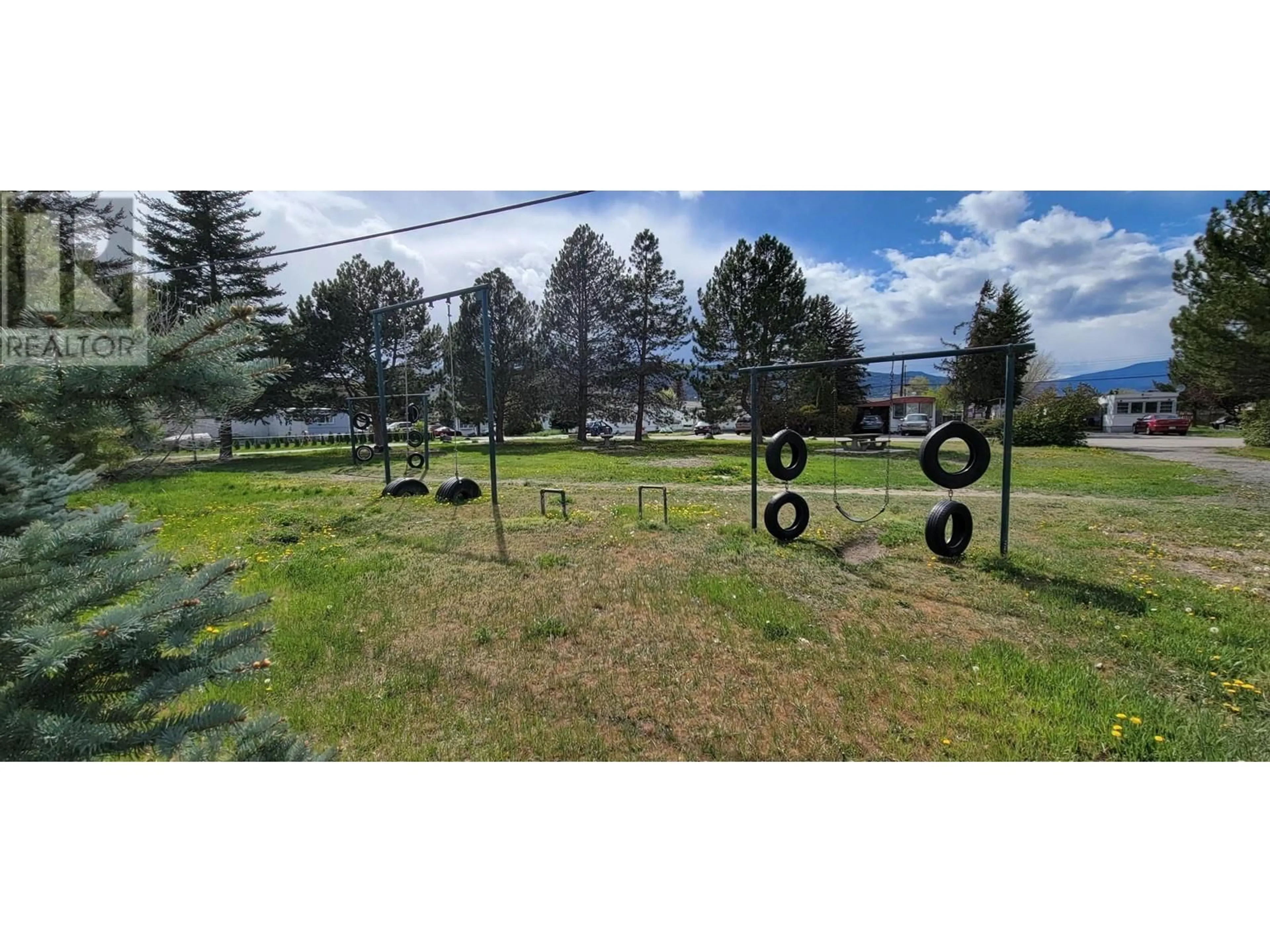 Blurry image for 71 - 2776 CLAPPERTON AVENUE, Merritt British Columbia V1K1B8
