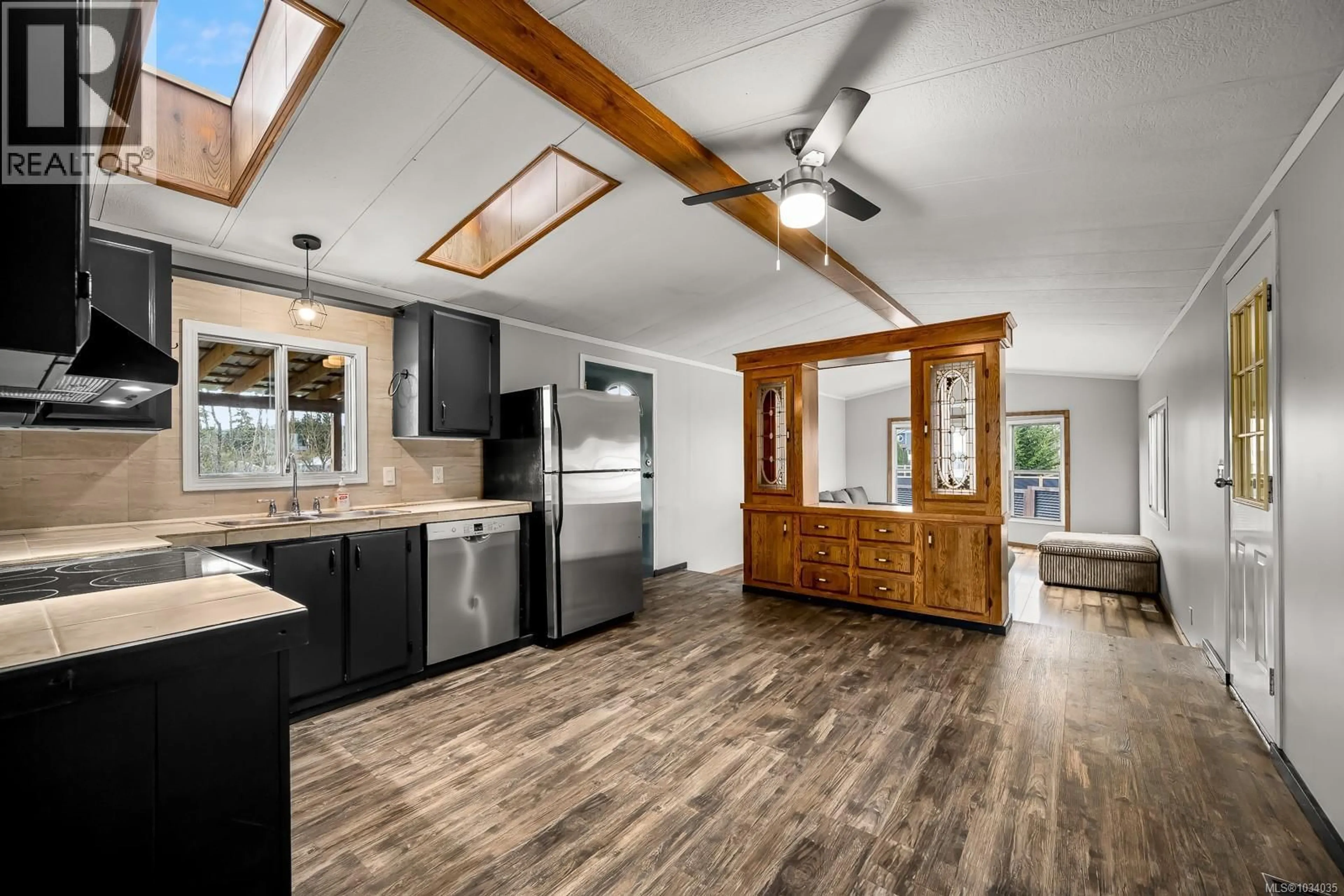 Open concept kitchen, unknown for 3378 NIKKEI PLACE, Cumberland British Columbia V0R1S0