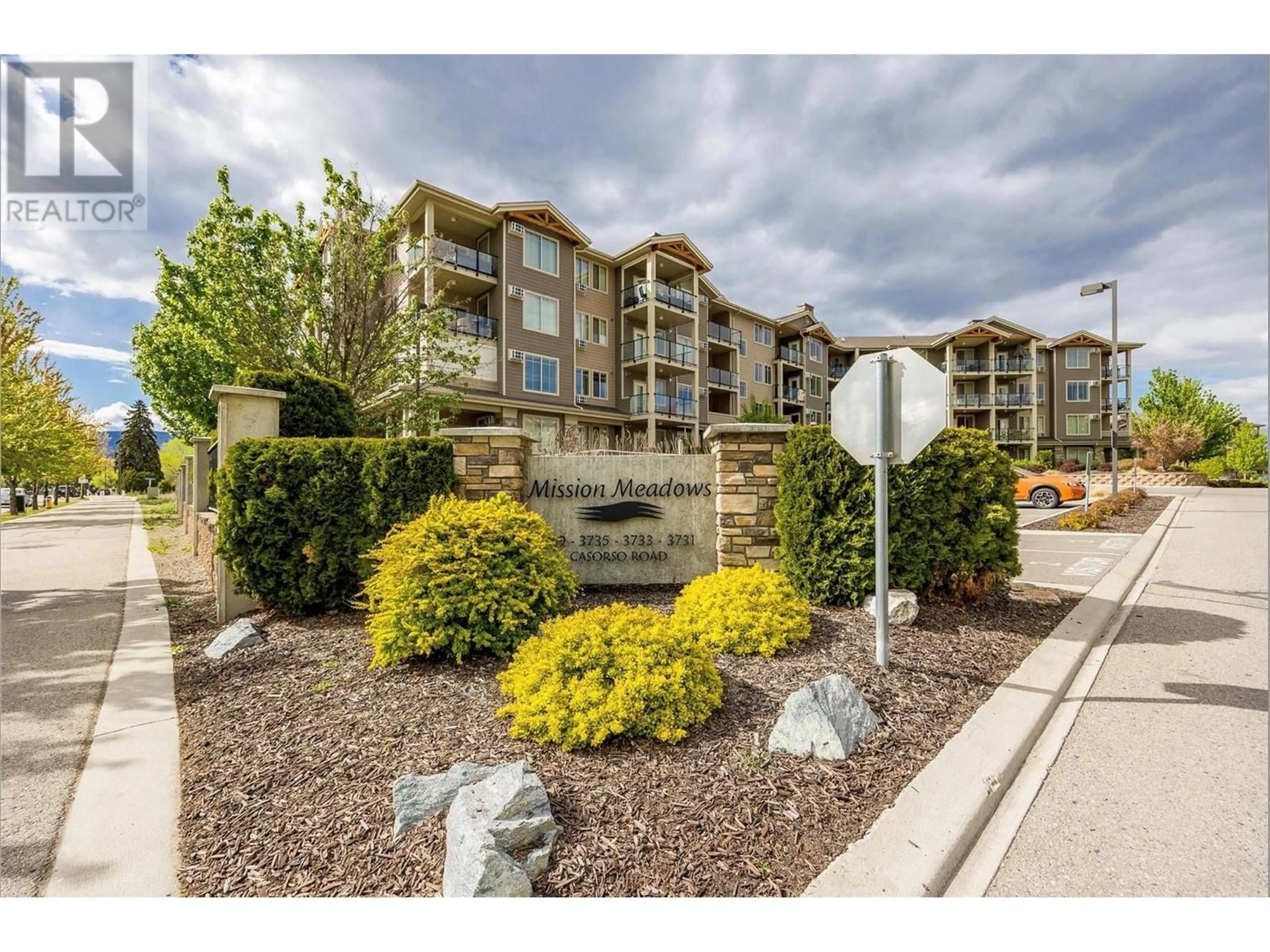 Unknown for 3733 Casorso Road Unit# 315, Kelowna British Columbia V1W5E3