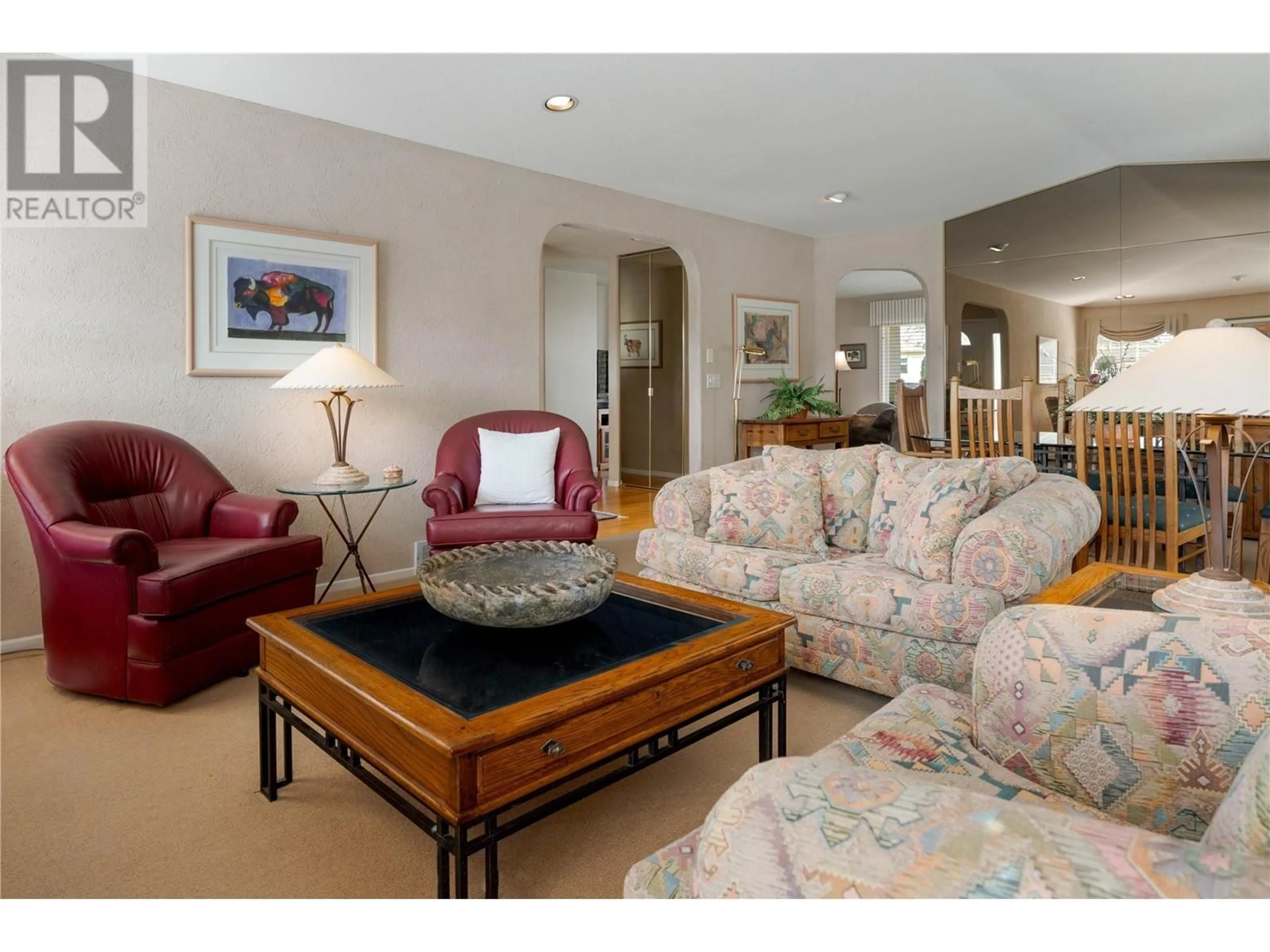 Living room with furniture, unknown for 404 - 595 YATES ROAD, Kelowna British Columbia V1V1P8