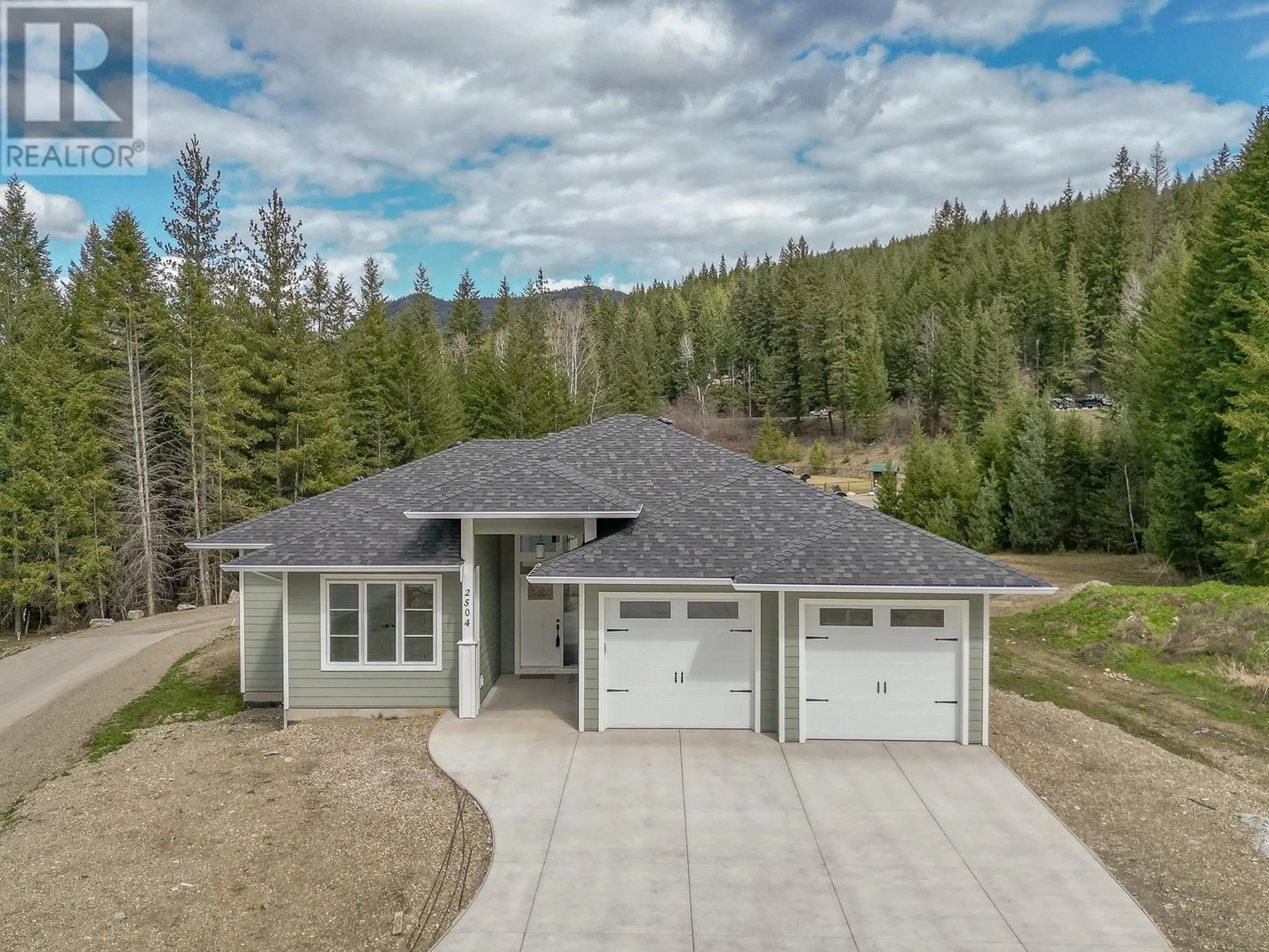 A pic from outside/outdoor area/front of a property/back of a property/a pic from drone, unknown for 2504 FOX GLEN WAY, Blind Bay British Columbia V0E1H0