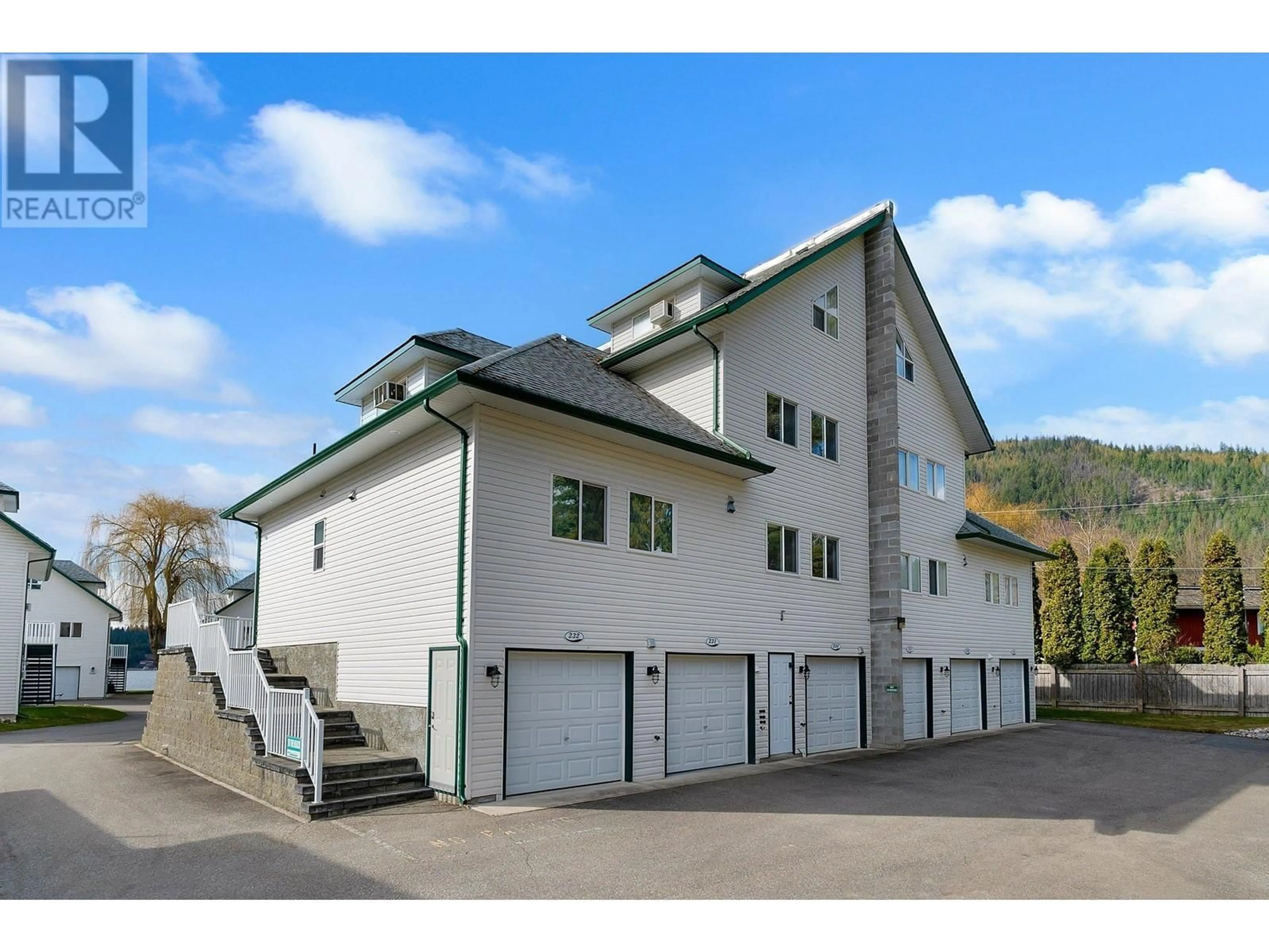 Unknown for 231 - 213 WHITE PINE CRESCENT, Sicamous British Columbia V0E2V1