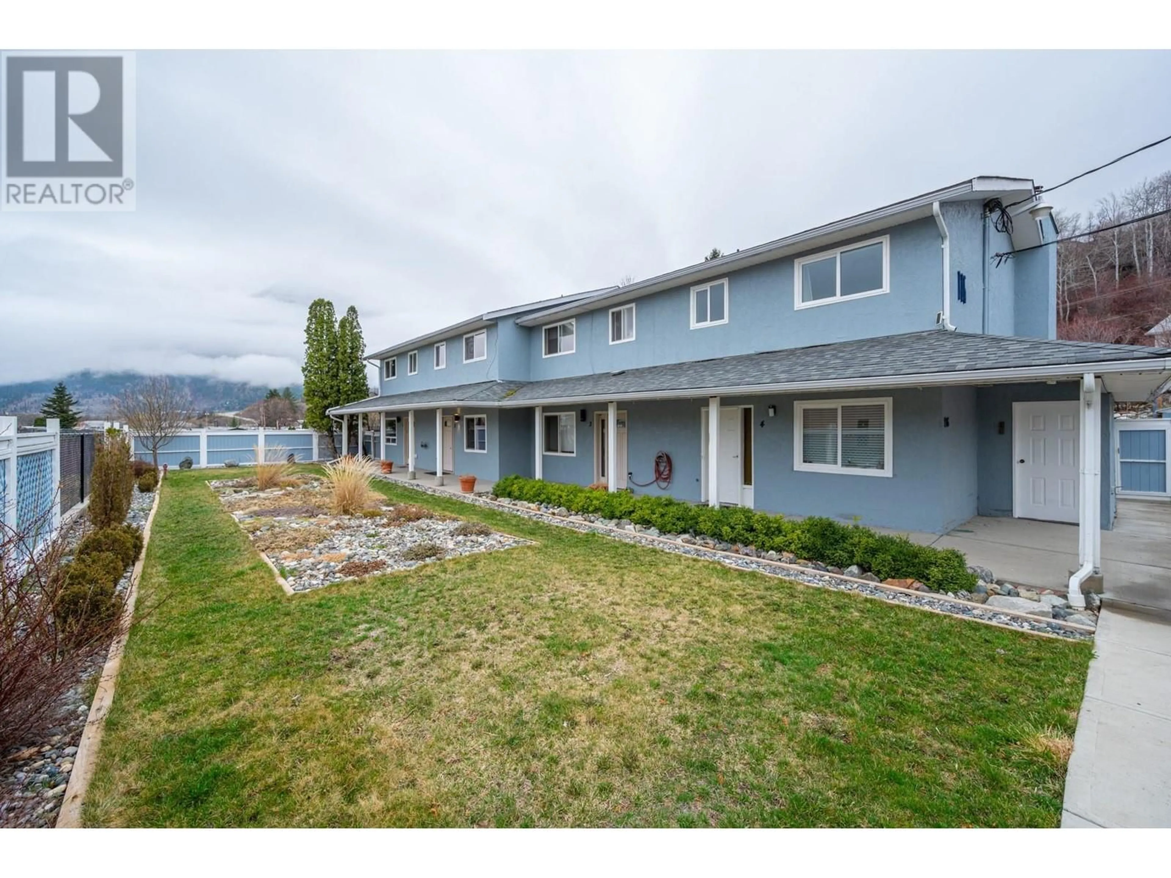 A pic from outside/outdoor area/front of a property/back of a property/a pic from drone, water/lake/river/ocean view for 2 - 116 11TH AVENUE, Lillooet British Columbia V0K1V0