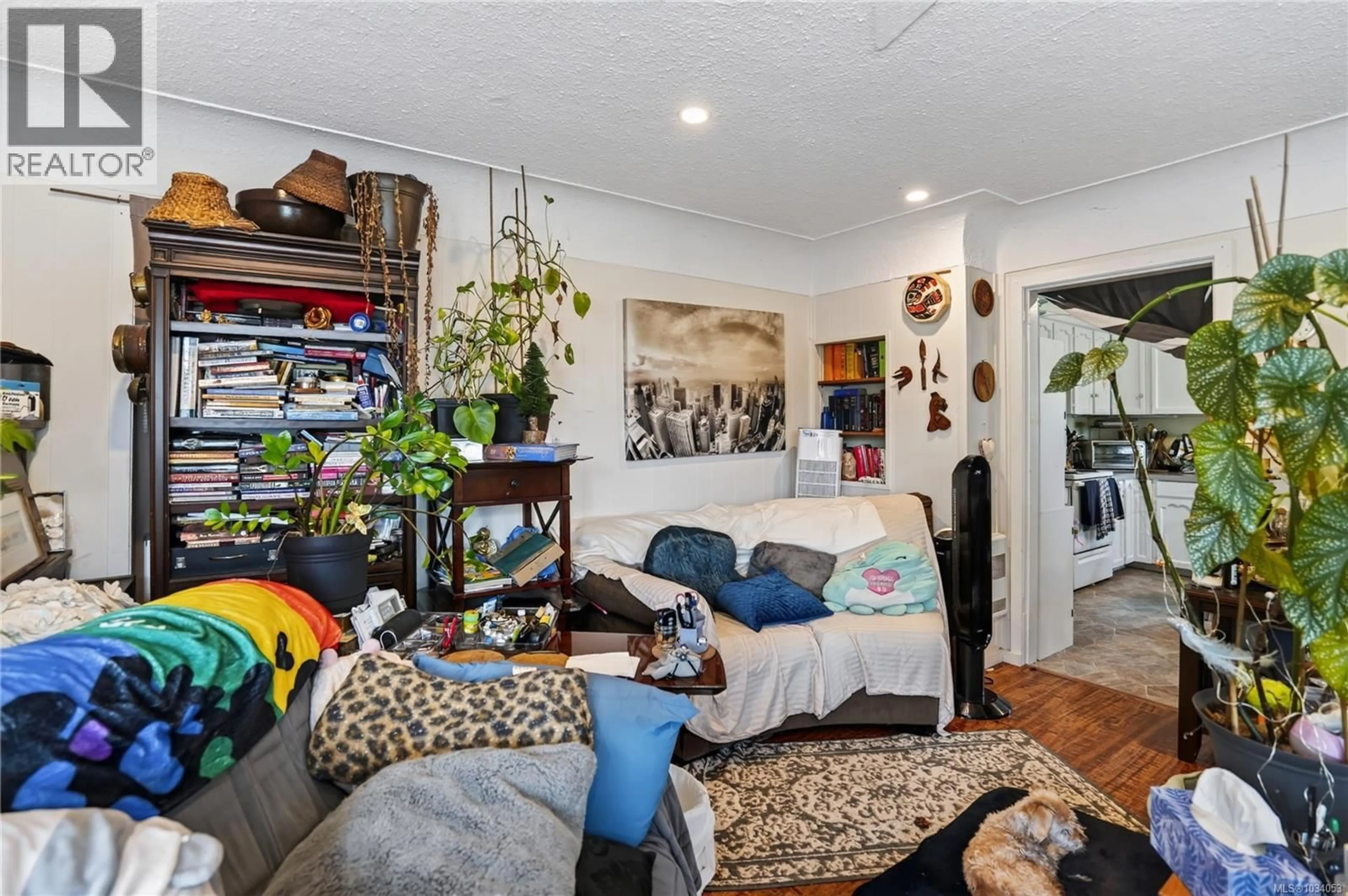 Living room with furniture, unknown for 3948 ARGYLE STREET, Port Alberni British Columbia V9Y1X3