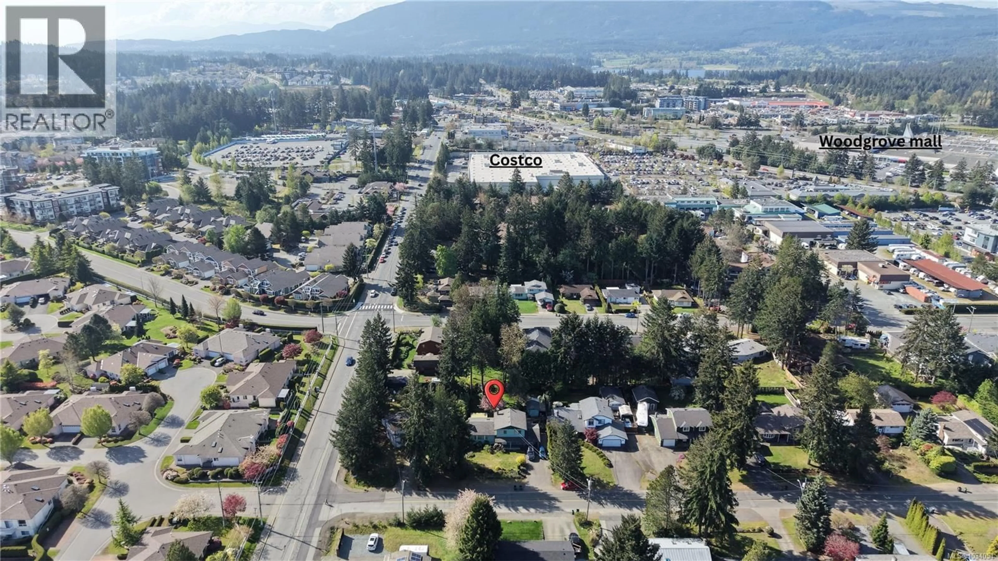 A pic from outside/outdoor area/front of a property/back of a property/a pic from drone, mountain view for 6413 SOUTHAMPTON ROAD, Nanaimo British Columbia V9V1A4