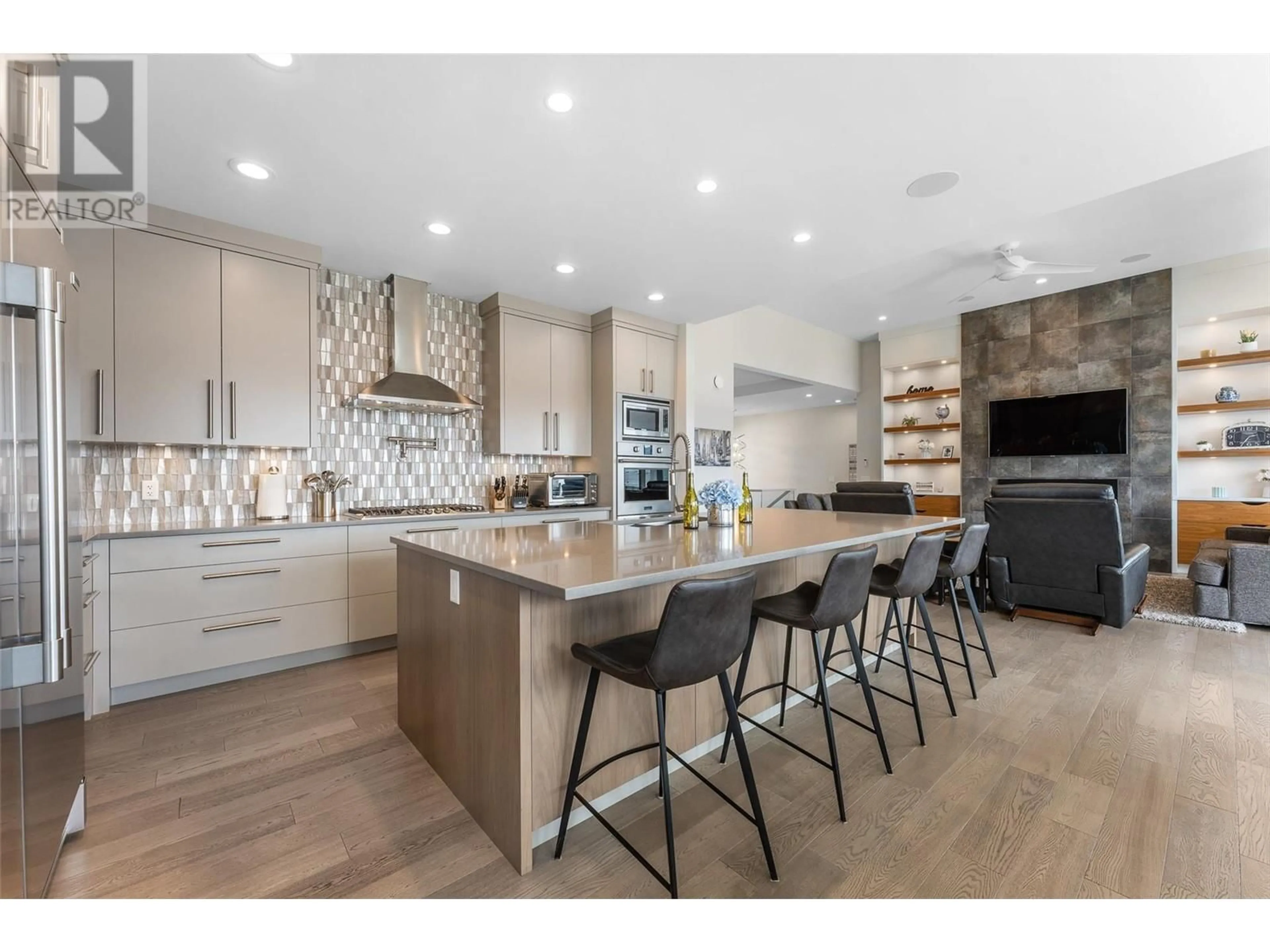 Open concept kitchen, unknown for 3366 VINEYARD VIEW DRIVE, West Kelowna British Columbia V4T3M3