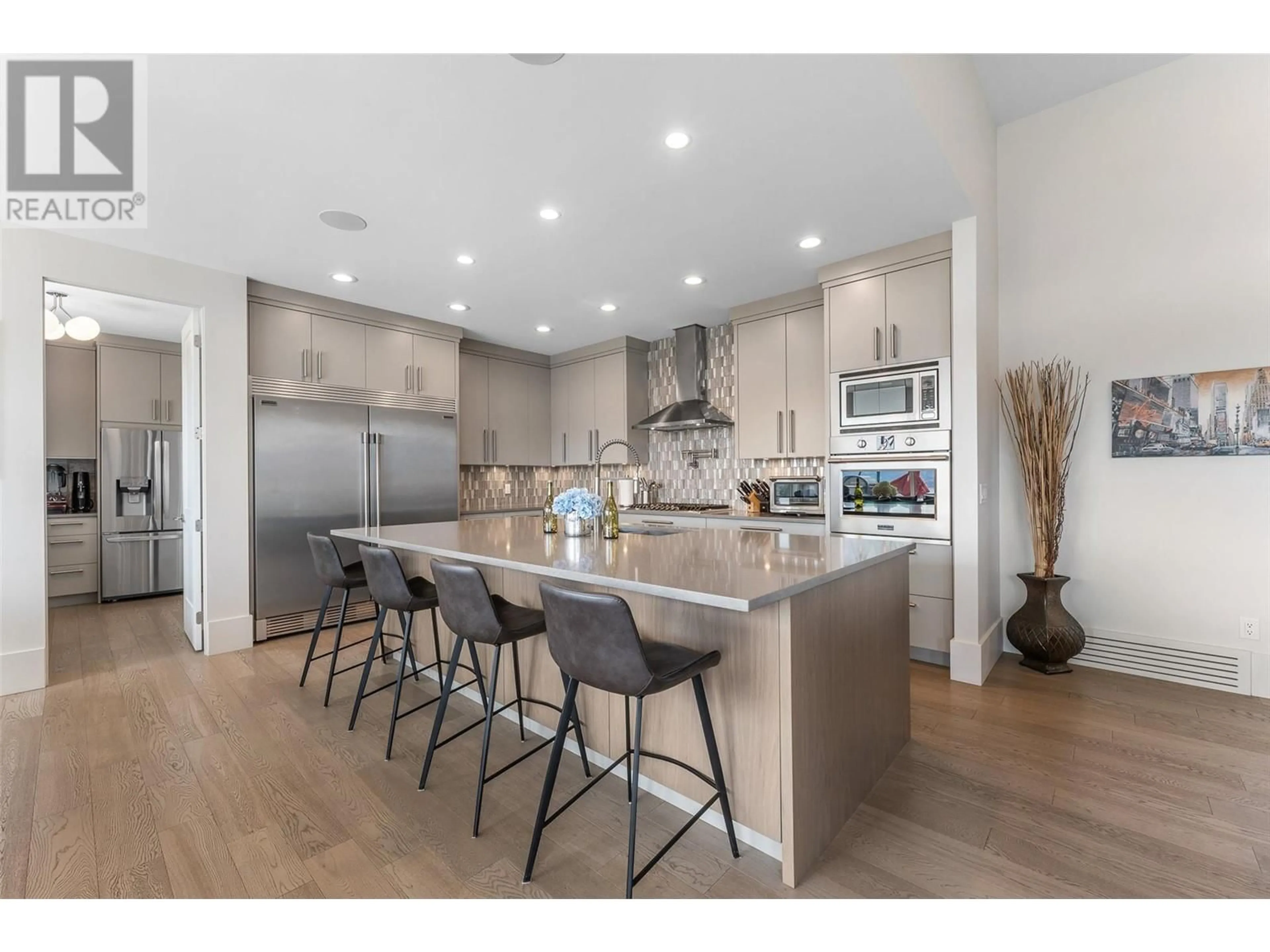 Open concept kitchen, unknown for 3366 VINEYARD VIEW DRIVE, West Kelowna British Columbia V4T3M3