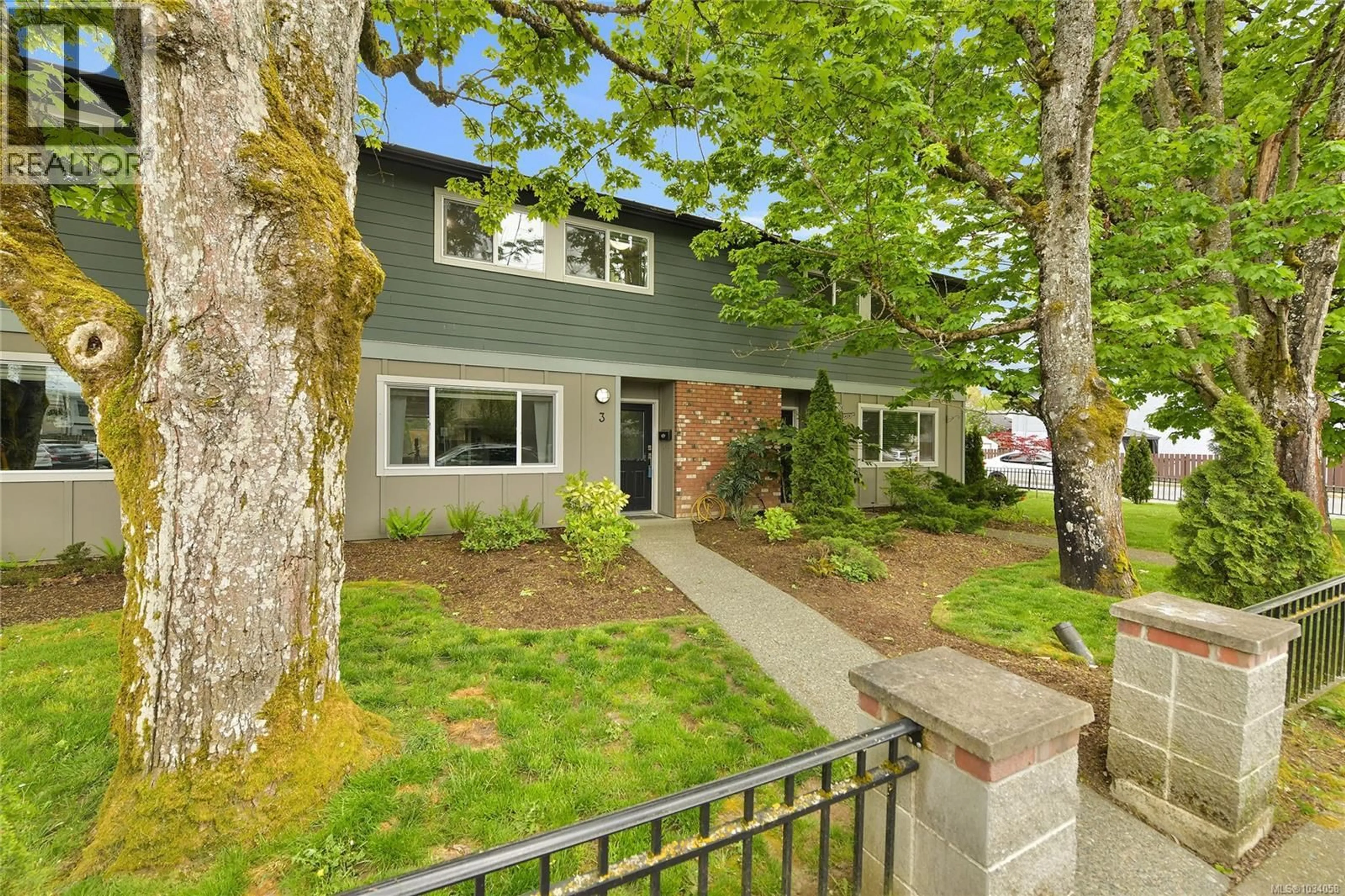 Unknown for 3 - 660 JUBILEE STREET, Duncan British Columbia V9L1X6
