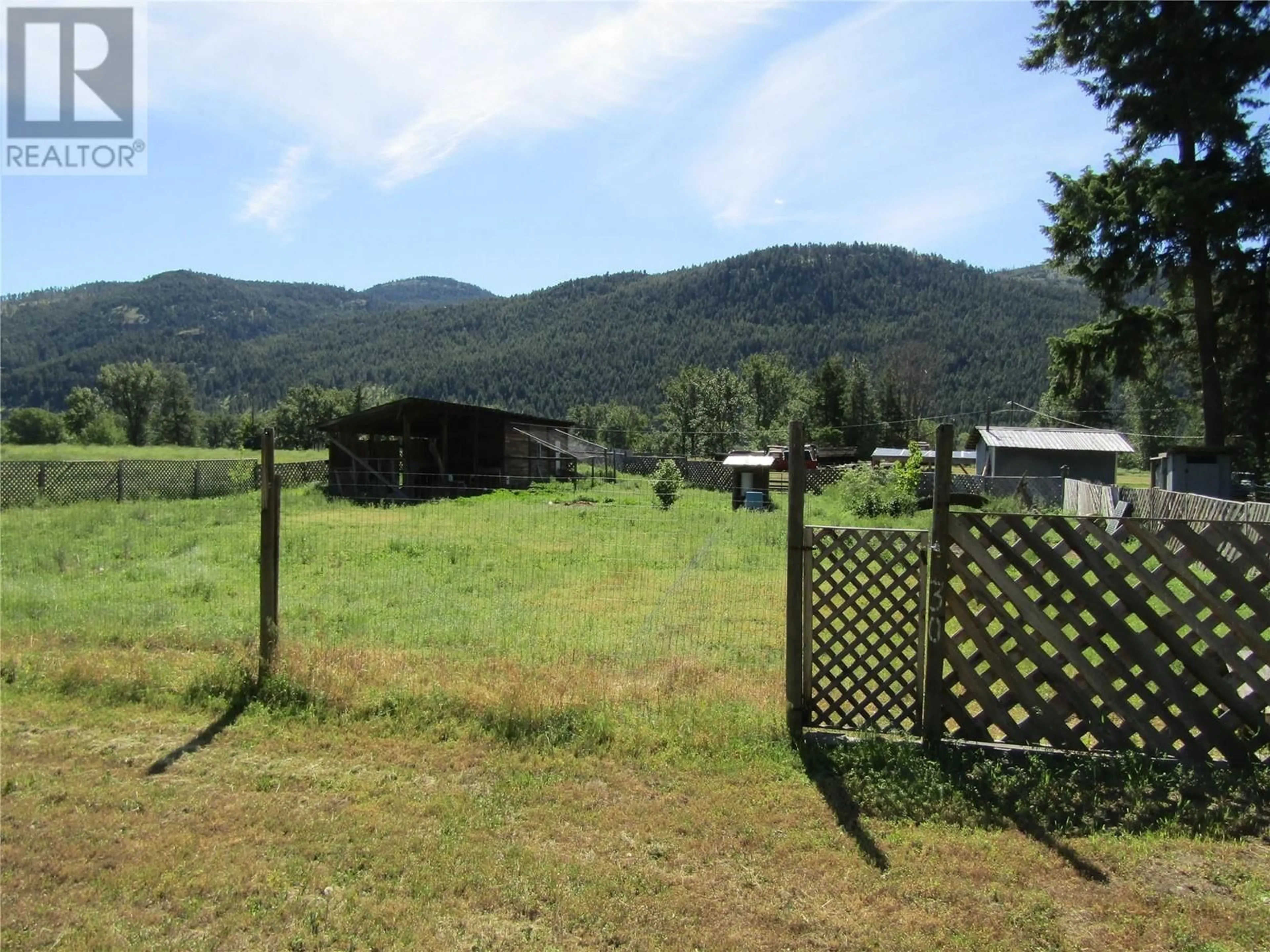 A pic from outside/outdoor area/front of a property/back of a property/a pic from drone, mountain view for 3260 CHRISTIAN VALLEY ROAD, Westbridge British Columbia V0H1Y0