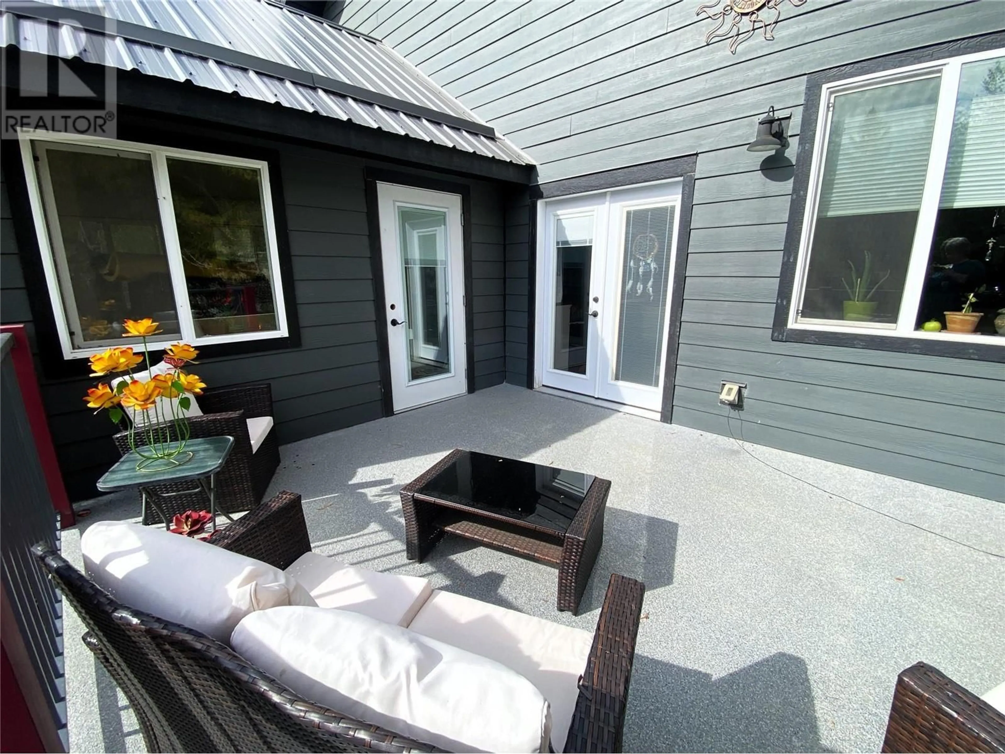 Patio, street for 7463 BLACK ROAD SOUTHEAST, Salmon Arm British Columbia V1E2P6