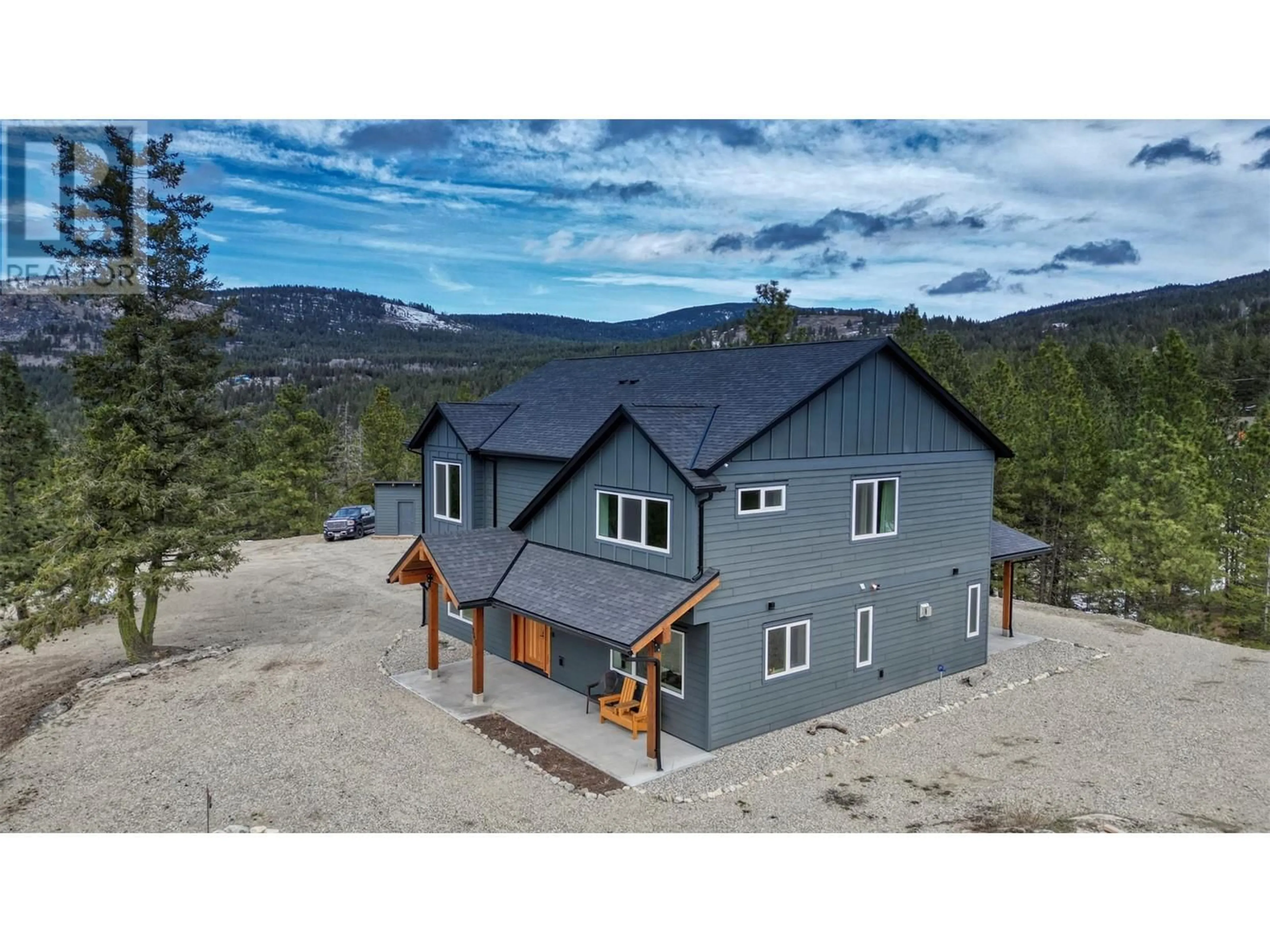 A pic from outside/outdoor area/front of a property/back of a property/a pic from drone, mountain view for 140 GRIZZLY PLACE, Osoyoos British Columbia V0H1V6