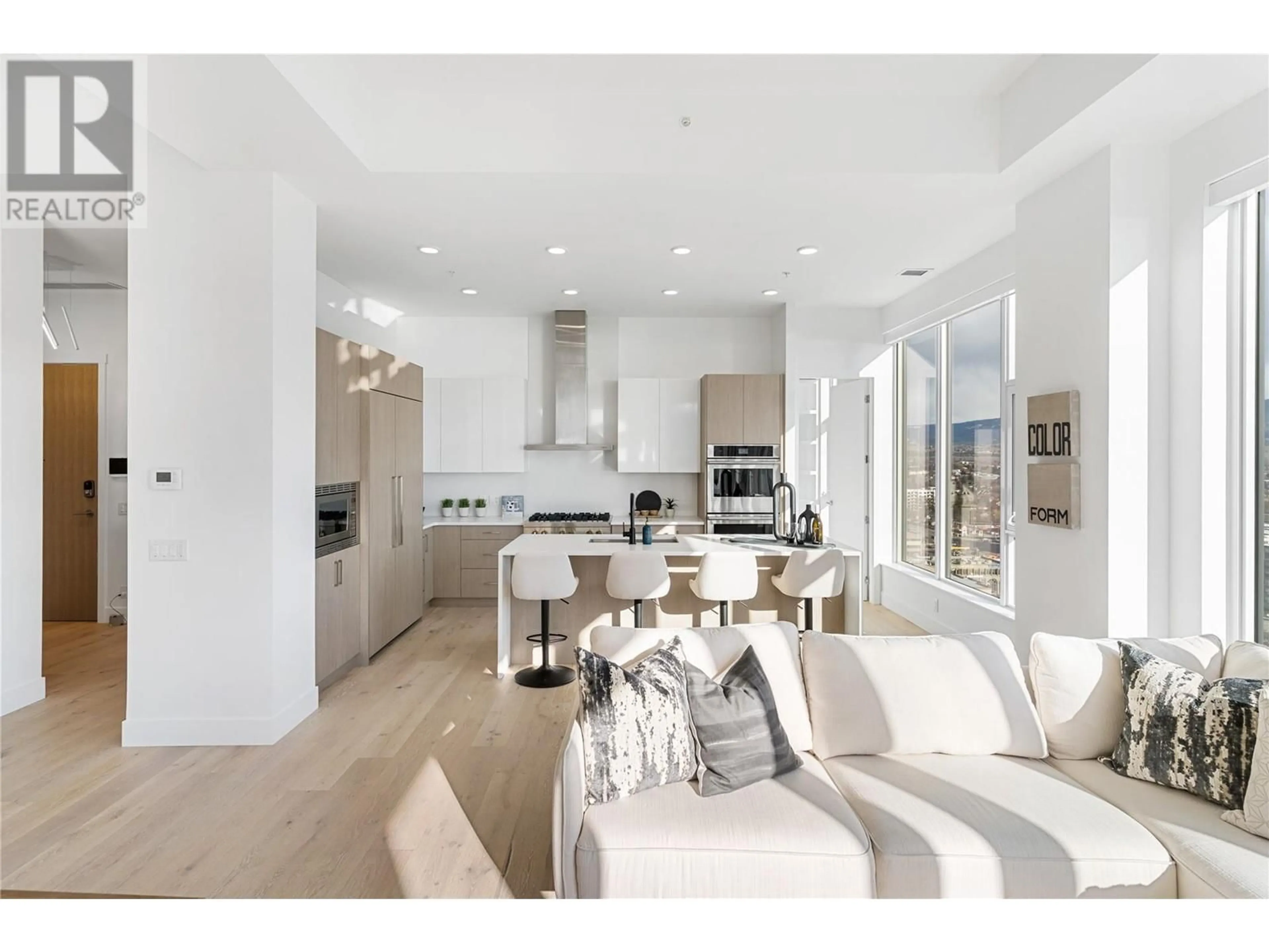 Open concept kitchen, unknown for PH1 - 1588 ELLIS STREET, Kelowna British Columbia V1Y8L1
