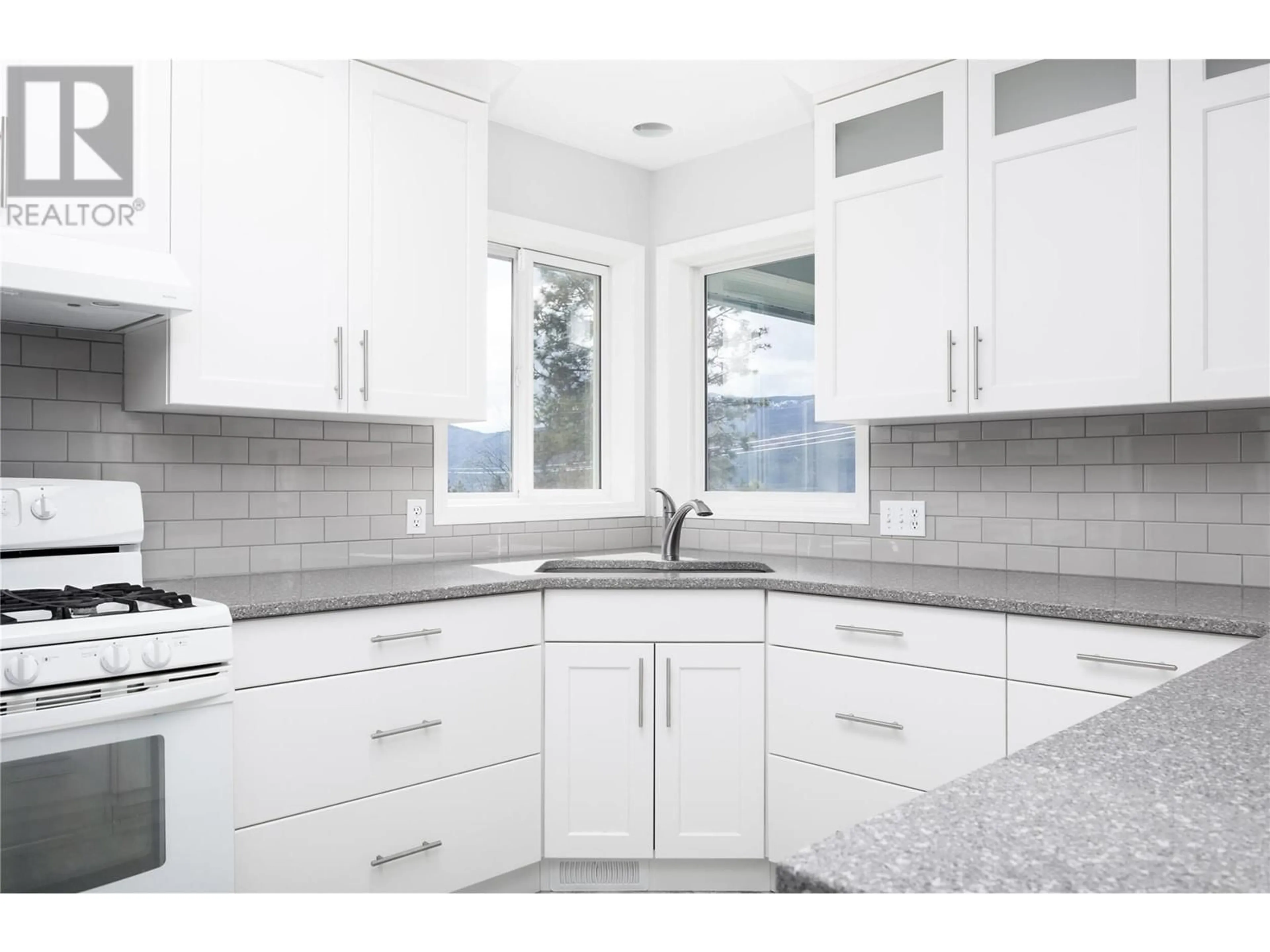Open concept kitchen, unknown for 16865 COMMONAGE ROAD, Lake Country British Columbia V4V1B5