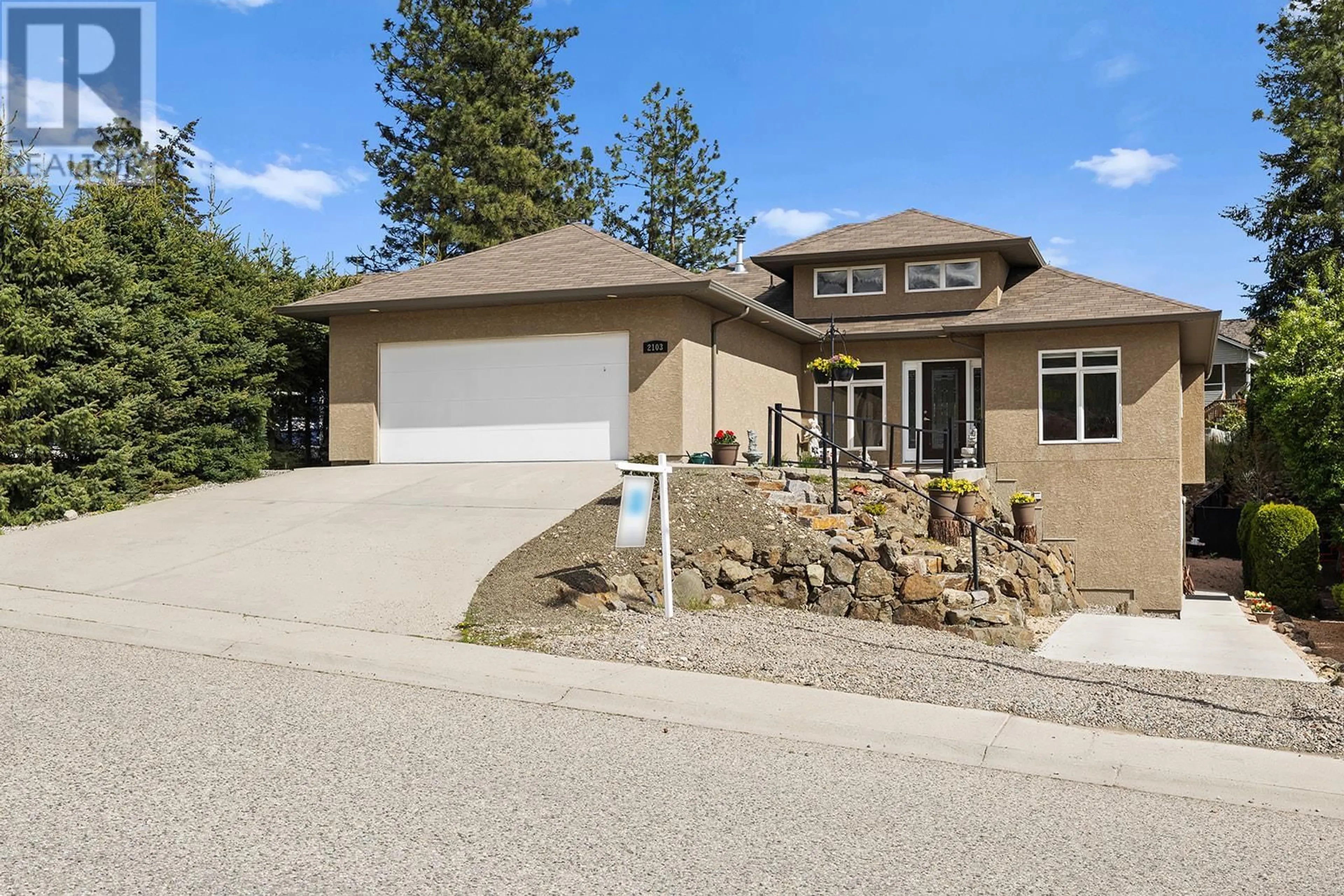 Home with vinyl exterior material, street for 2103 SUNVIEW DRIVE, West Kelowna British Columbia V1Z3P9