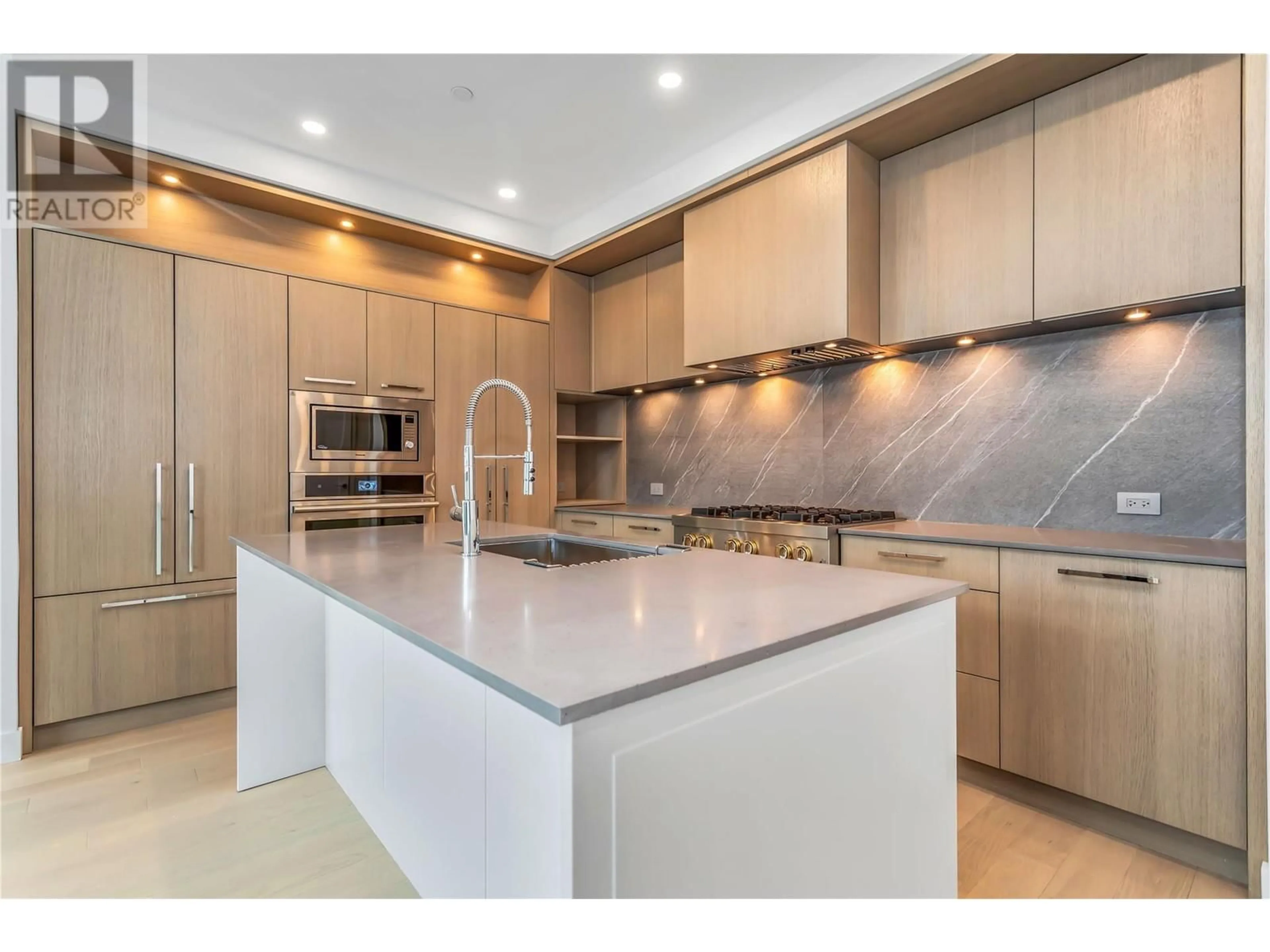 Contemporary kitchen, ceramic/tile floor for PH S607 - 3409 LAKESHORE ROAD, Kelowna British Columbia V1W0G6
