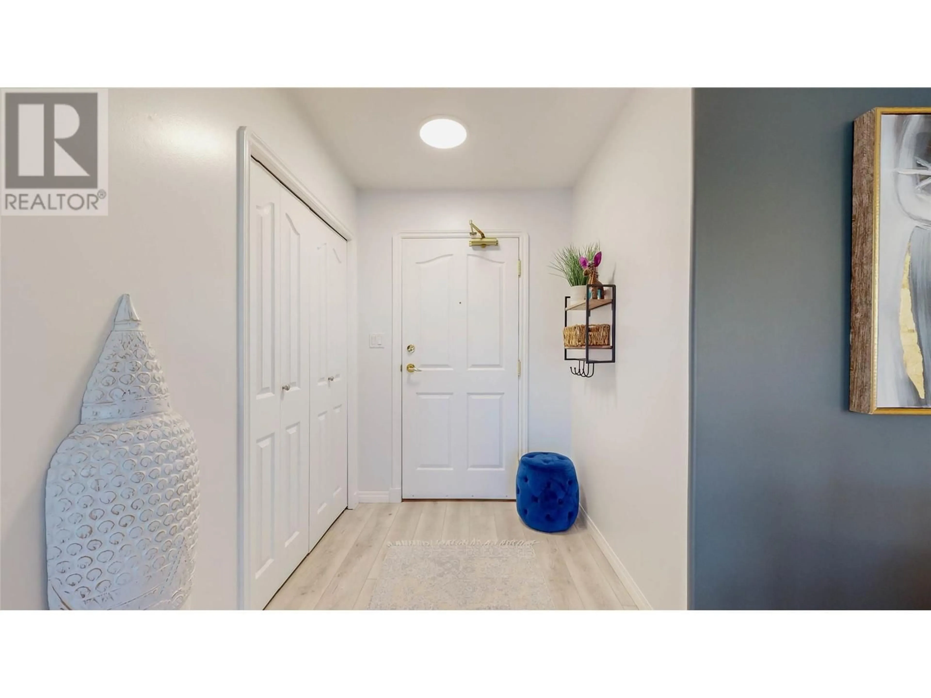 Indoor entryway for 105 - 6805 COTTONWOOD DRIVE, Osoyoos British Columbia V0H1V3