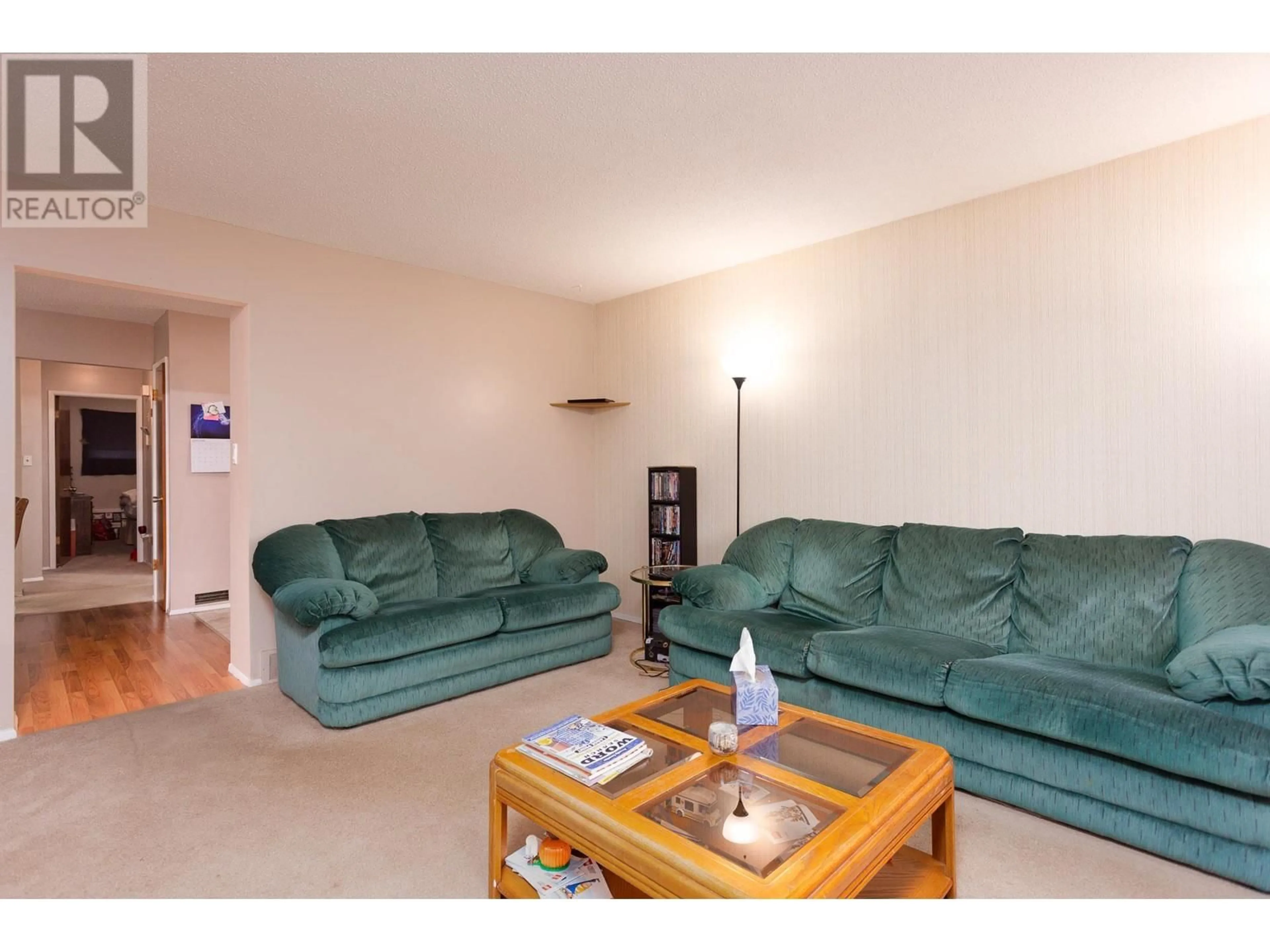 Living room with furniture, unknown for 255 HOLBROOK ROAD WEST, Kelowna British Columbia V1X1S1