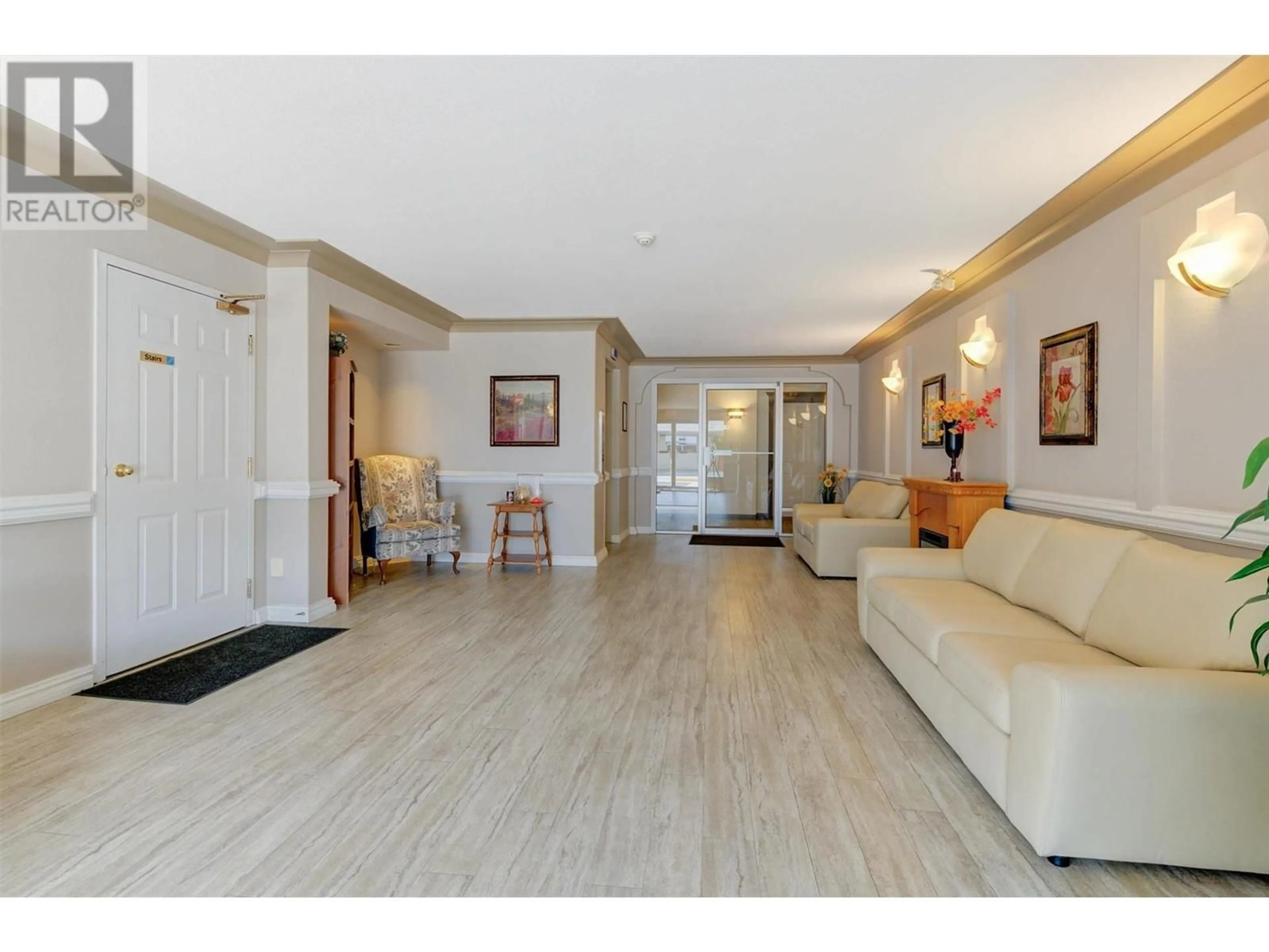 Unknown for 203 - 200 HOLLYWOOD ROAD, Kelowna British Columbia V1X6Y9