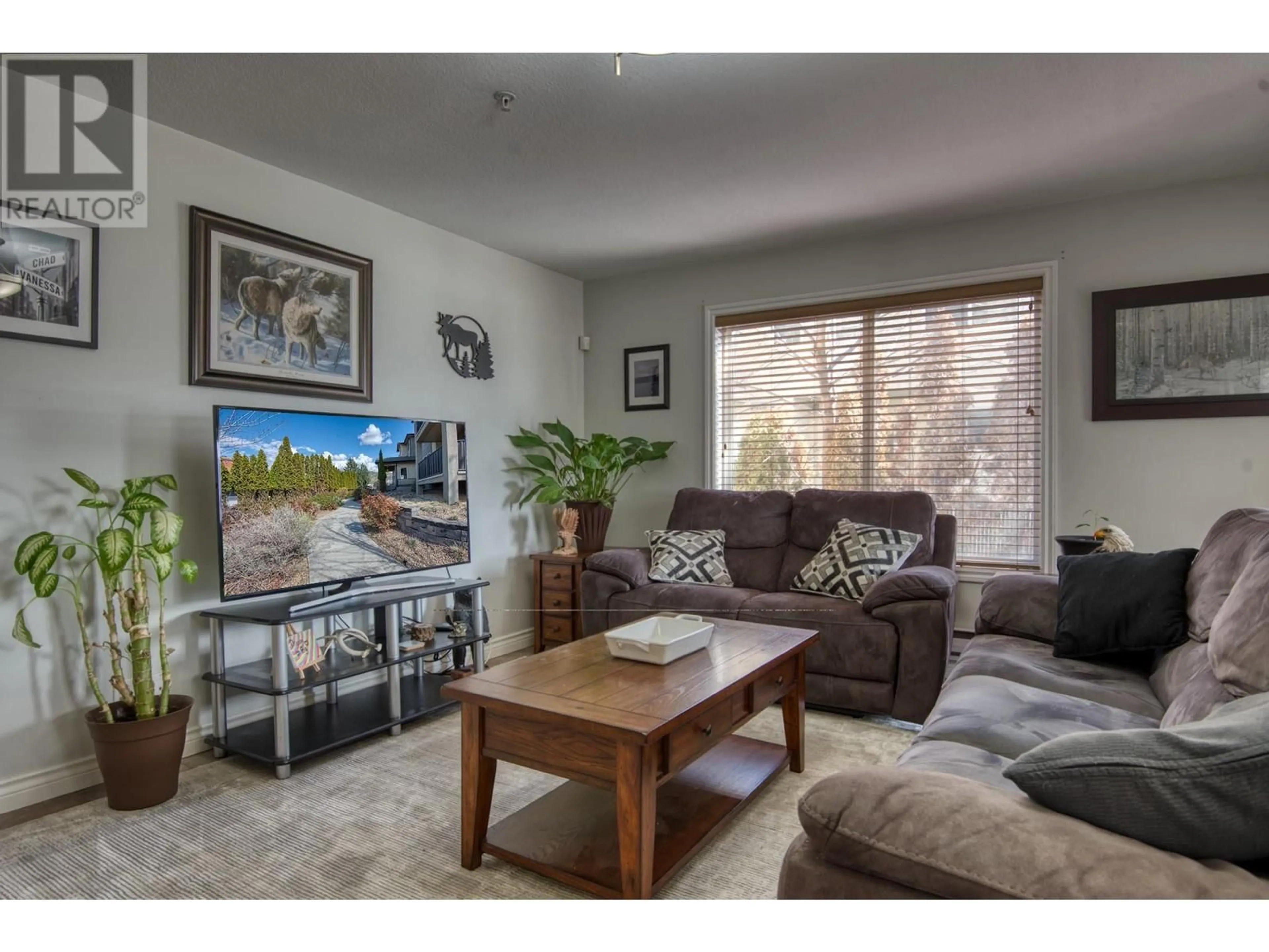 Living room with furniture, unknown for 102 - 764 GOVERNMENT STREET, Penticton British Columbia V2A4T3