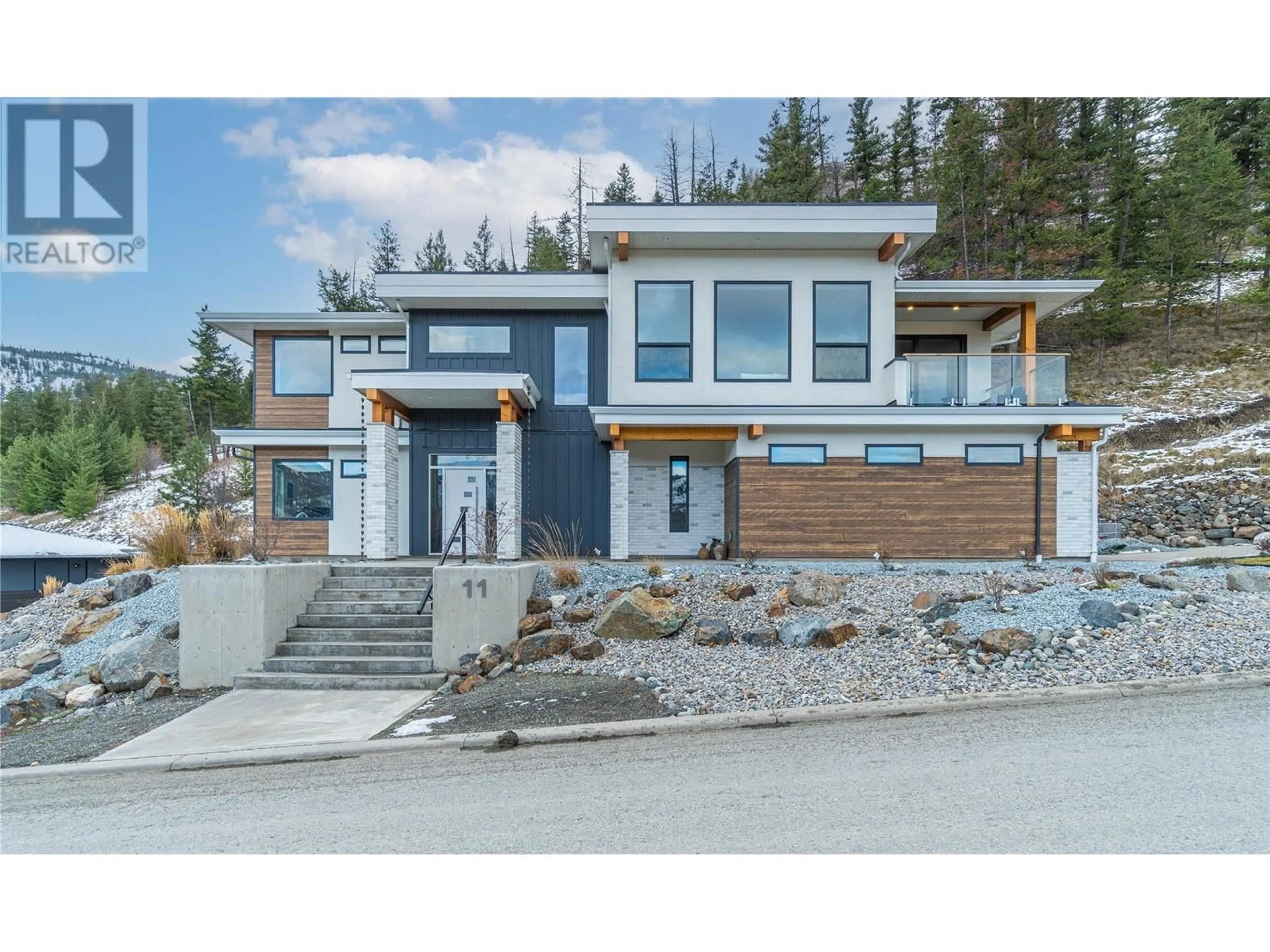 Home with vinyl exterior material, street for 11 - 3100 KICKINGHORSE DRIVE, Kamloops British Columbia V2E0B8