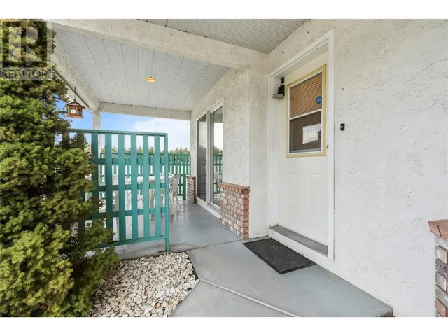 11110 Quinpool Road Unit# 1, Summerland 5