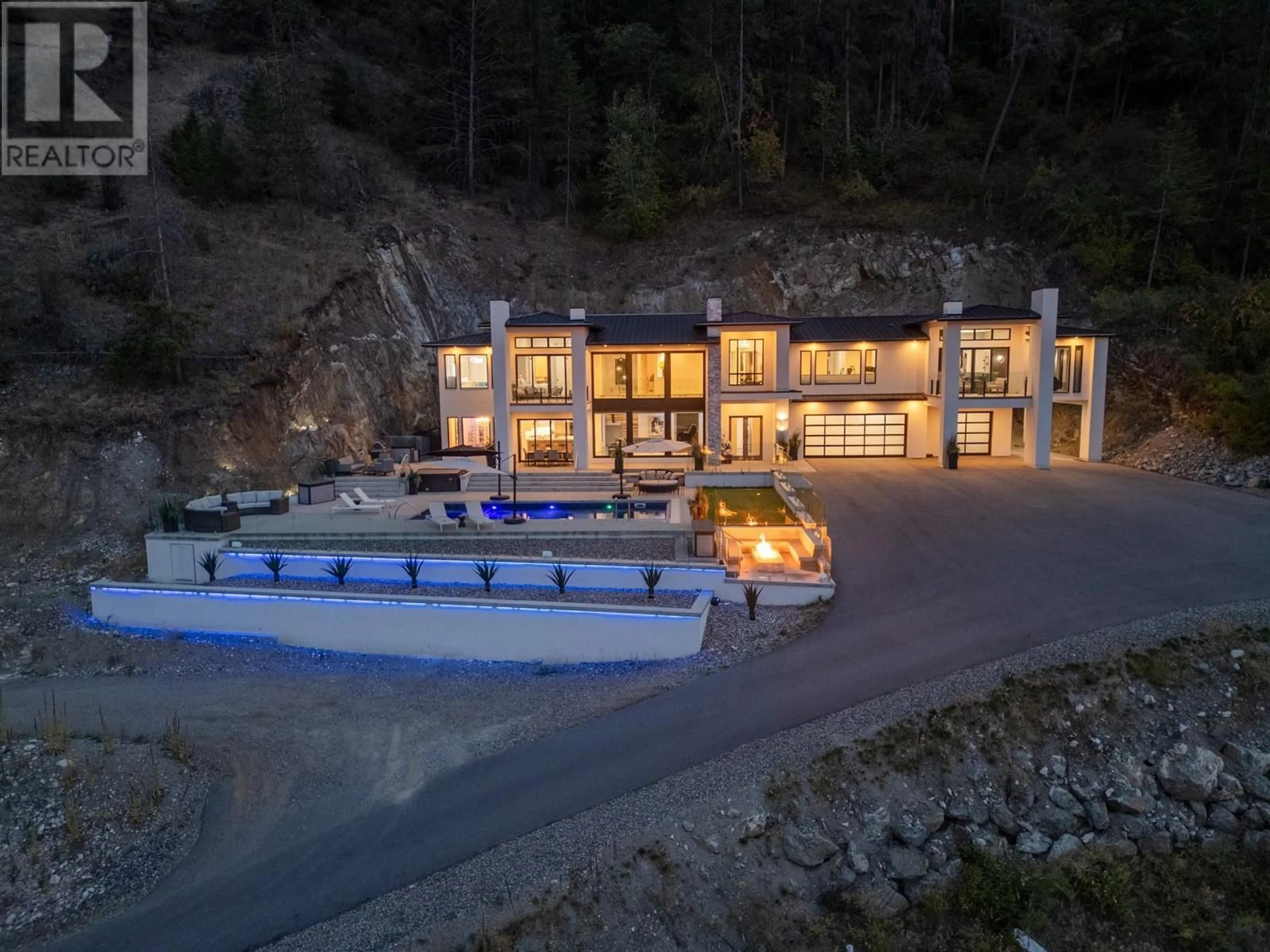A pic from outside/outdoor area/front of a property/back of a property/a pic from drone, unknown for 112 + 116 SUNSET BOULEVARD, Vernon British Columbia V1H1T7