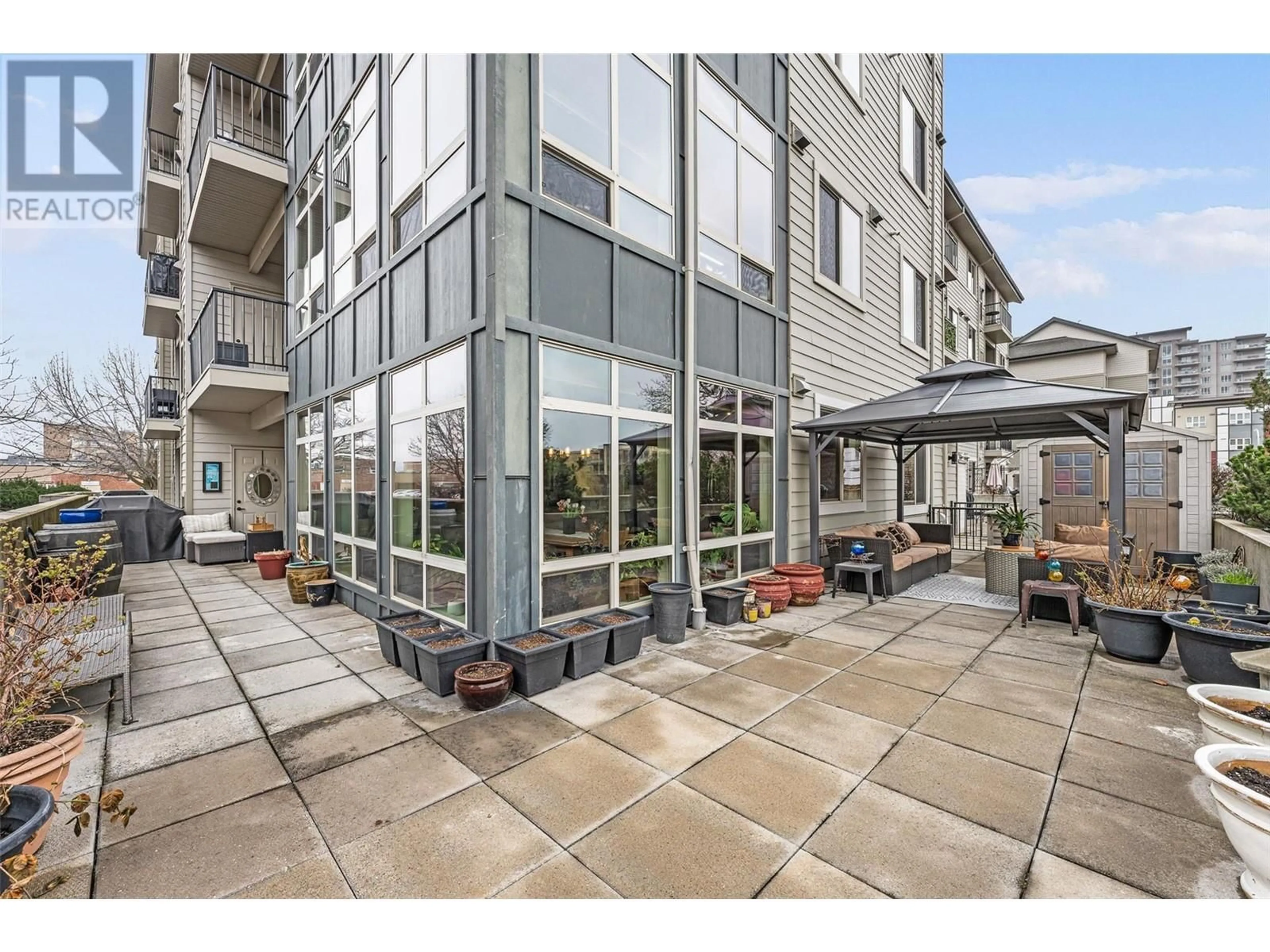 Patio, building for 110 - 2142 VASILE ROAD, Kelowna British Columbia V1Y6H5