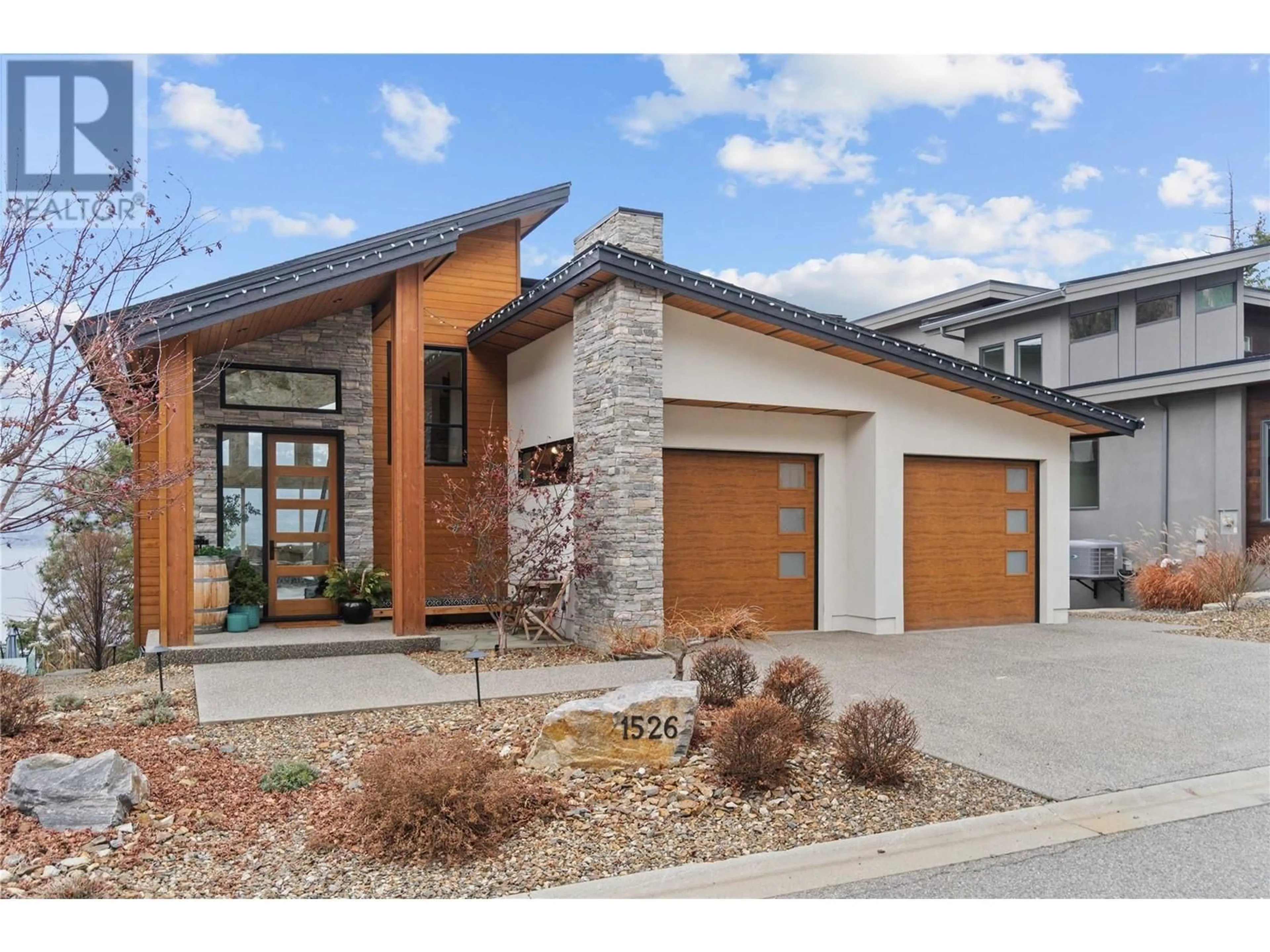Home with brick exterior material, street for 1526 MARBLE LEDGE DRIVE, Lake Country British Columbia V4V2T4