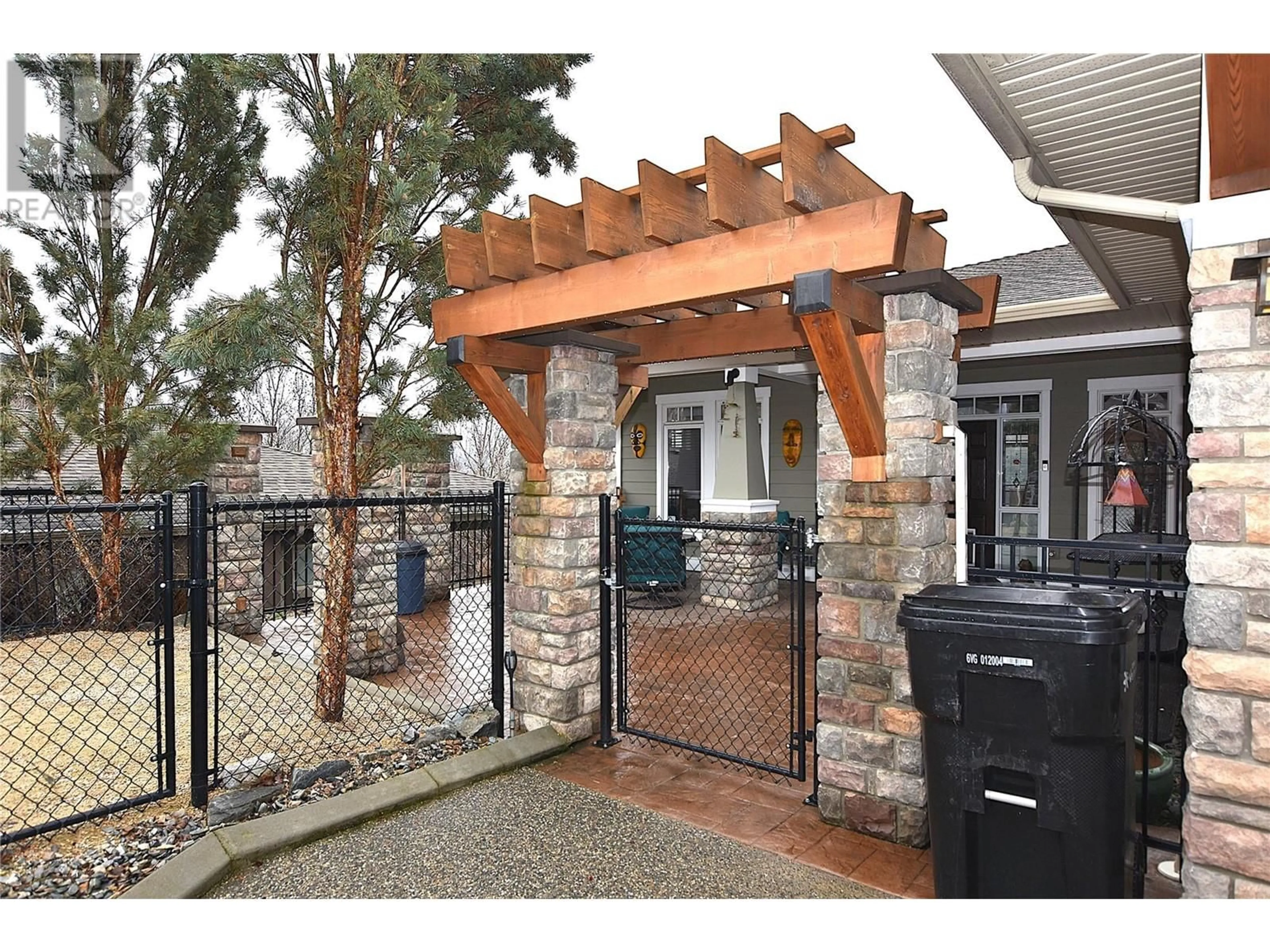A pic from outside/outdoor area/front of a property/back of a property/a pic from drone, street for 3721 RAZORBACK COURT, Vernon British Columbia V1T9W4