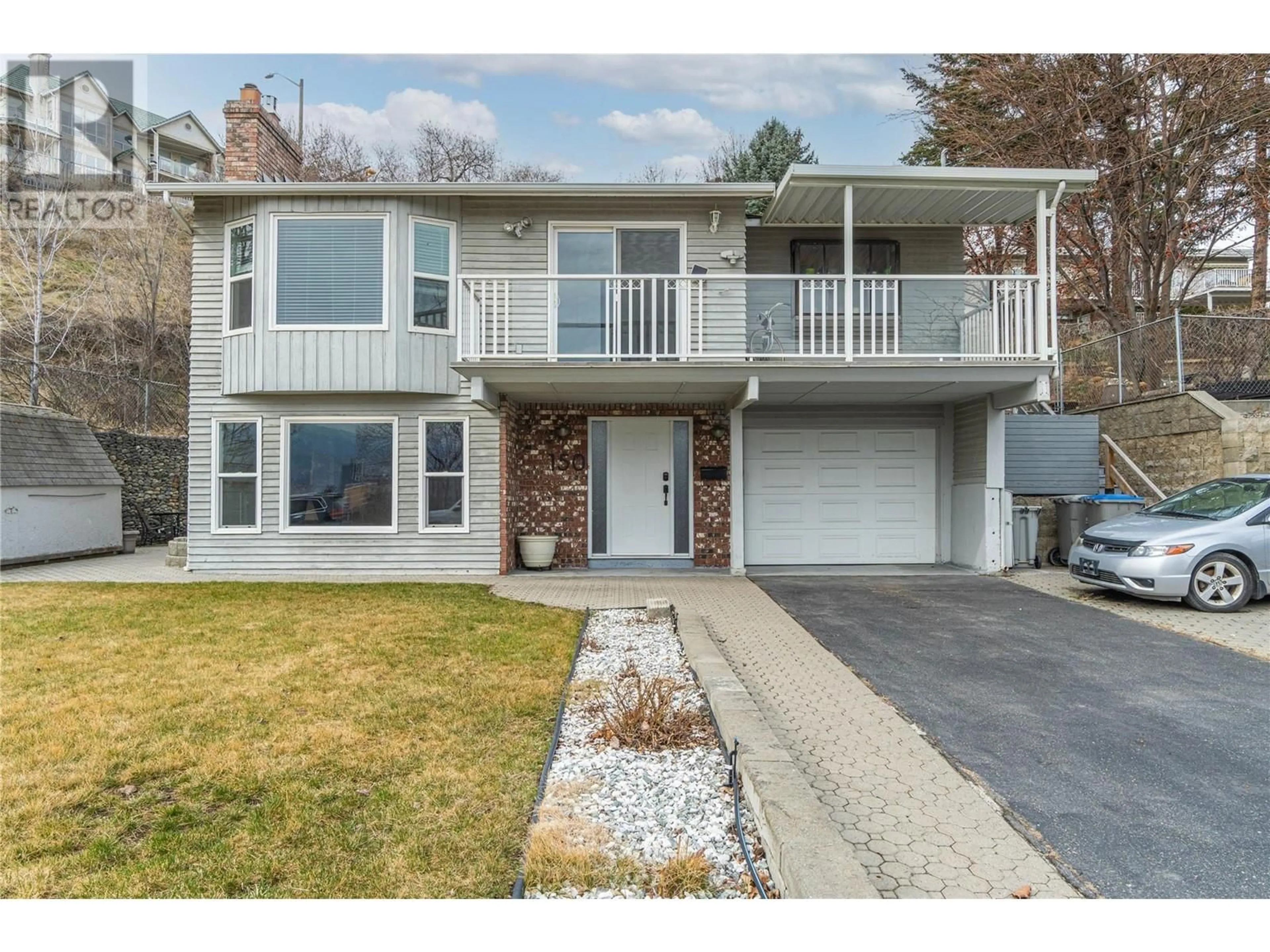 Home with vinyl exterior material, street for 150 CLARKE STREET, Kamloops British Columbia V2C1K2