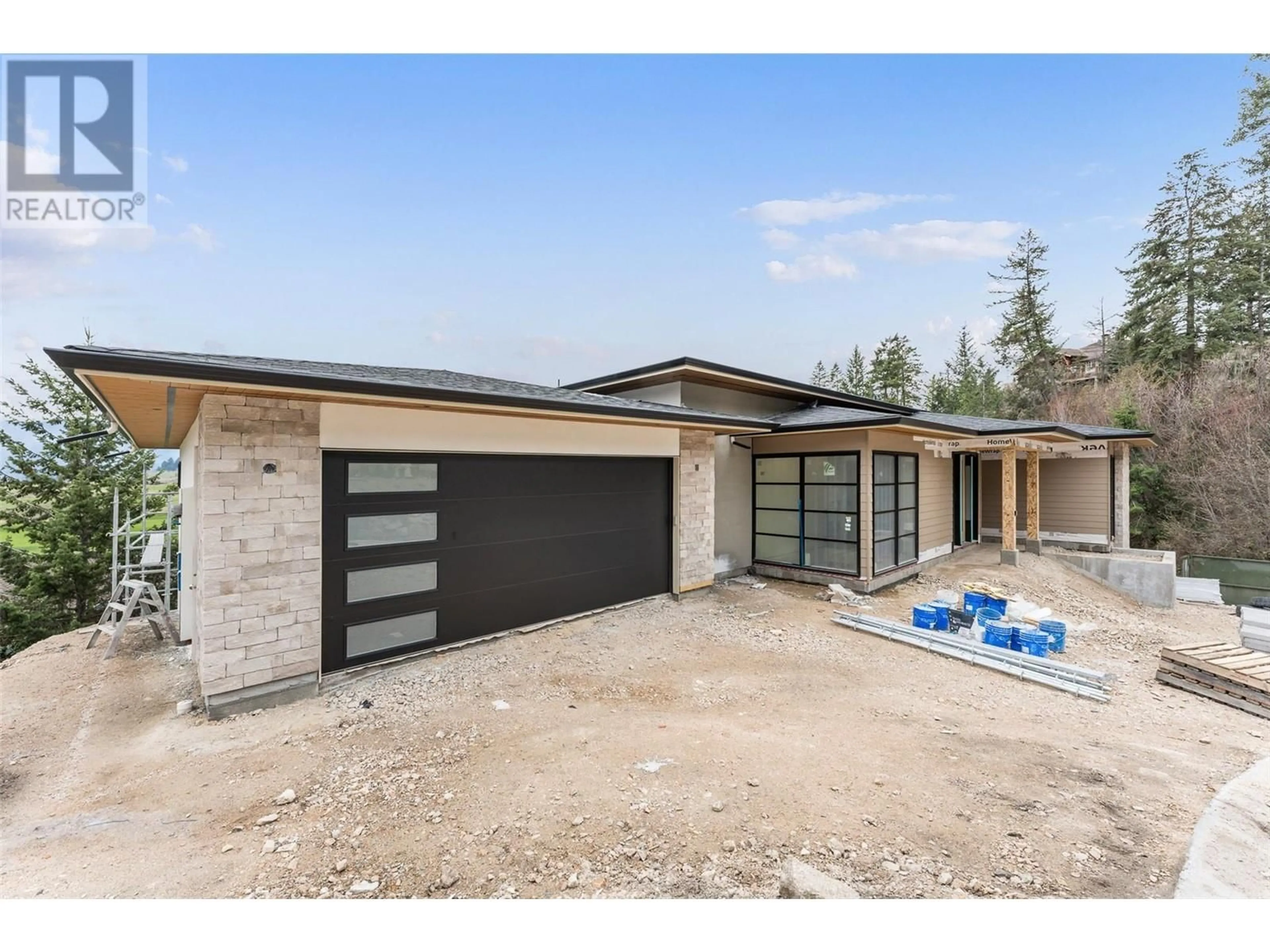 Unknown for 2 - 271 CHICOPEE ROAD, Vernon British Columbia V1H1V7