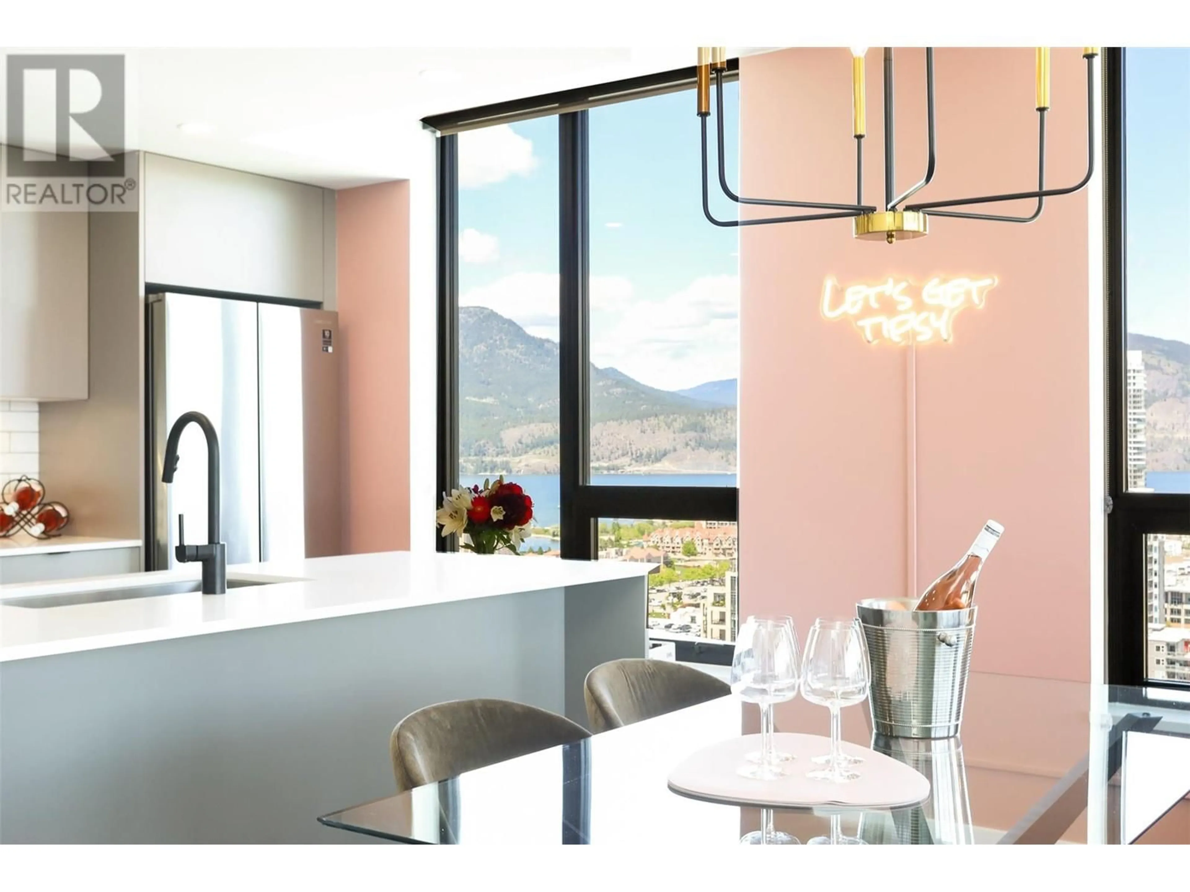 Contemporary kitchen, unknown for 2307 - 1471 ST. PAUL STREET, Kelowna British Columbia V1Y2E4