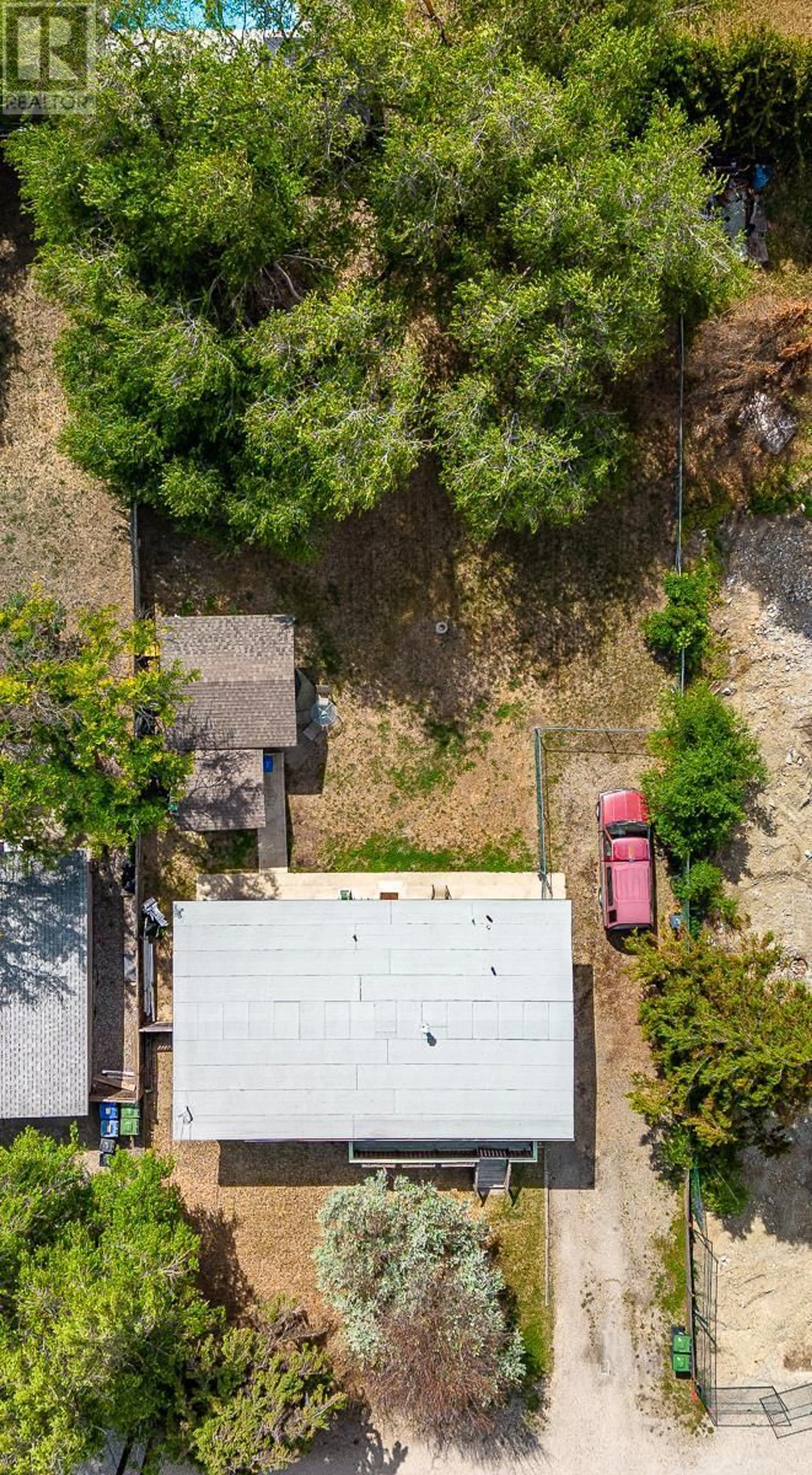 A pic from outside/outdoor area/front of a property/back of a property/a pic from drone, street for 440 ASHER ROAD, Kelowna British Columbia V1X3H7