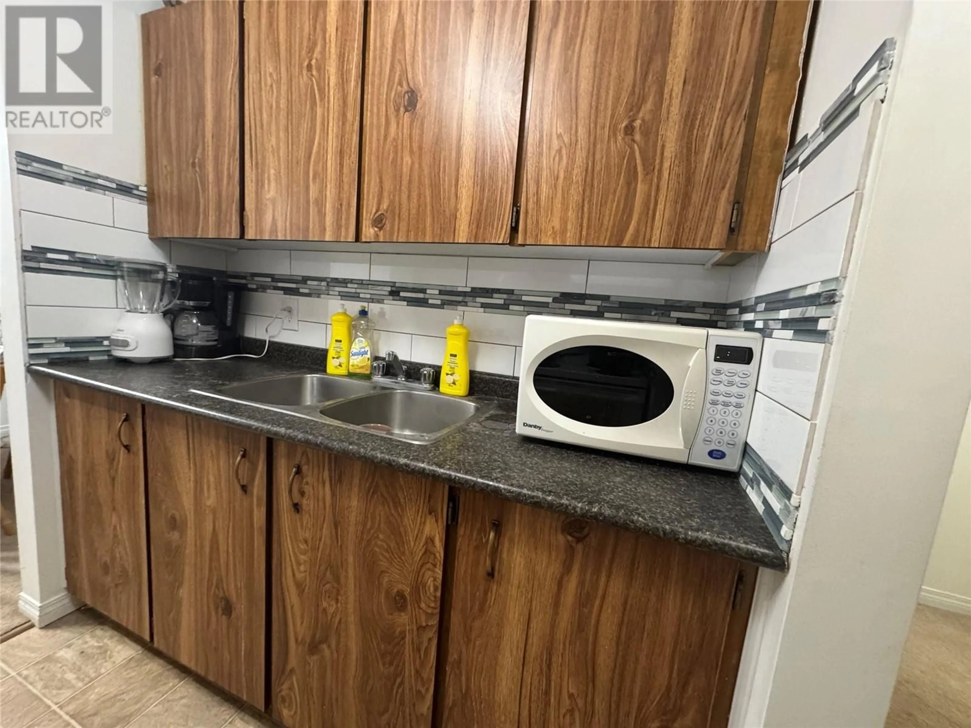 Standard kitchen, unknown for 202 - 212 SPIEKER AVENUE, Tumbler Ridge British Columbia V0C2W0