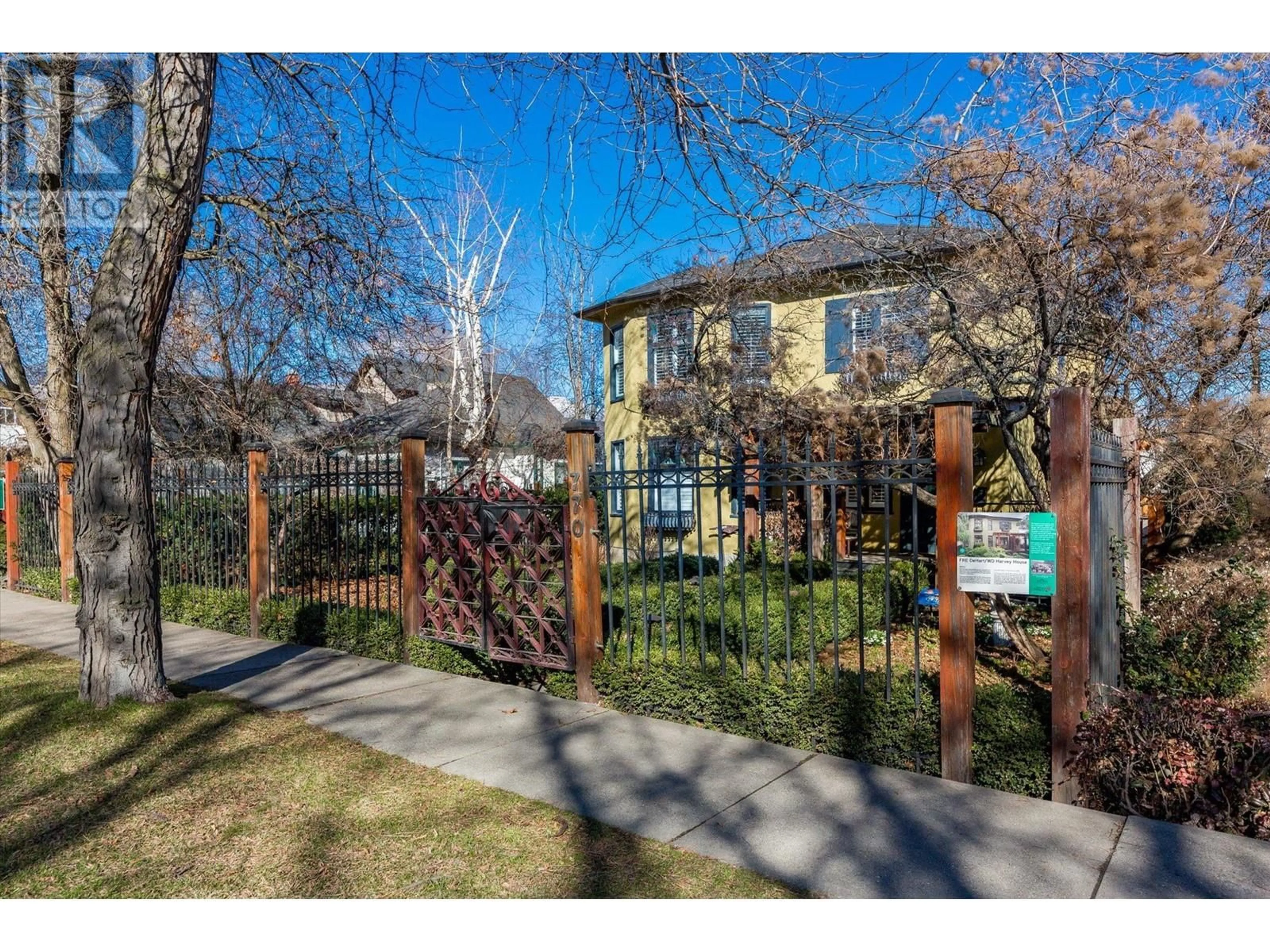 Unknown for 770 BERNARD AVENUE, Kelowna British Columbia V1Y6P5