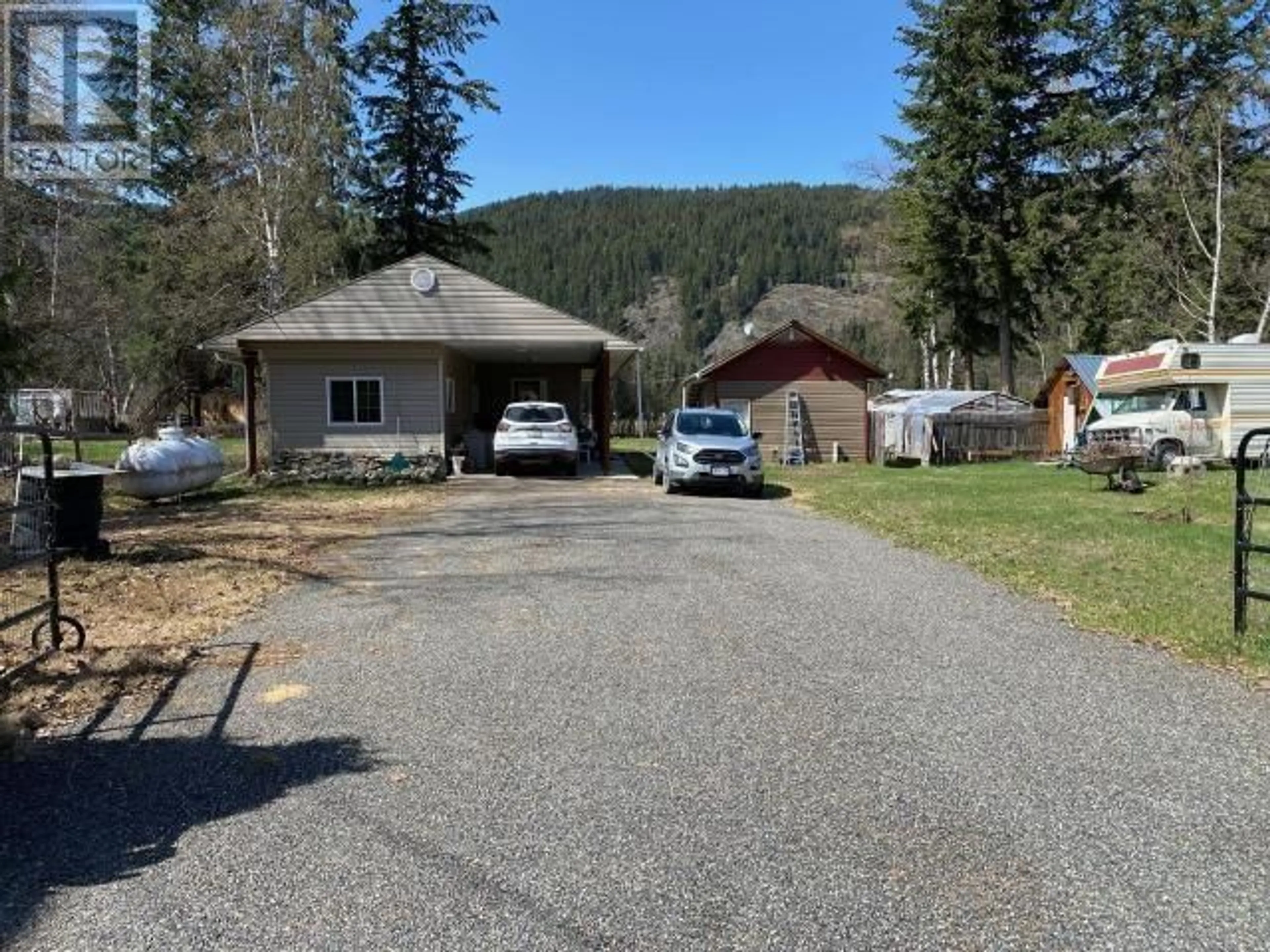 A pic from outside/outdoor area/front of a property/back of a property/a pic from drone, mountain view for 1275 GAGGIN ROAD, Clearwater British Columbia V0E1N2