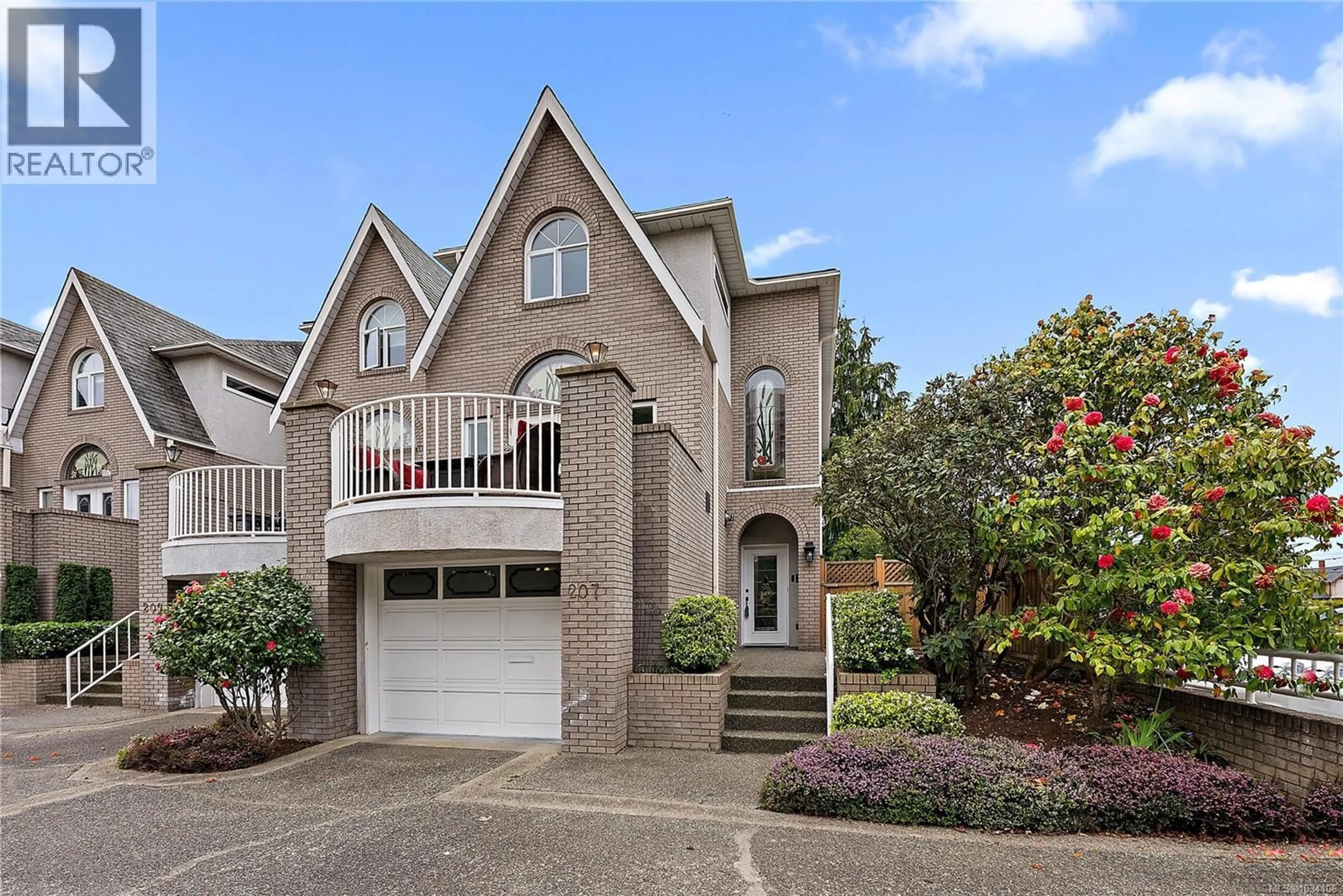 Unknown for 207 QUEBEC STREET, Victoria British Columbia V8W1W2