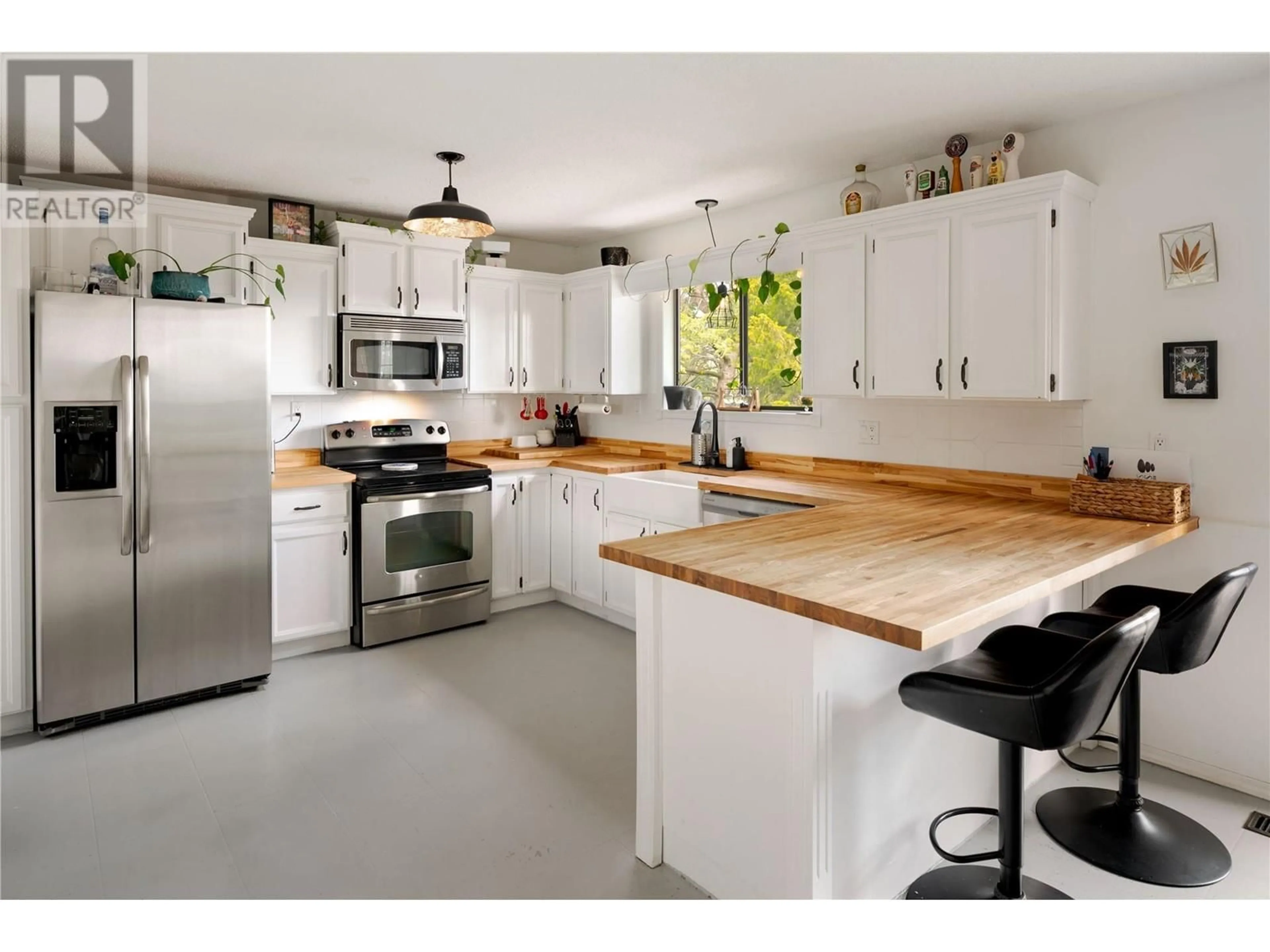 Open concept kitchen, unknown for 3475 MCIVER ROAD, West Kelowna British Columbia V4T1H8
