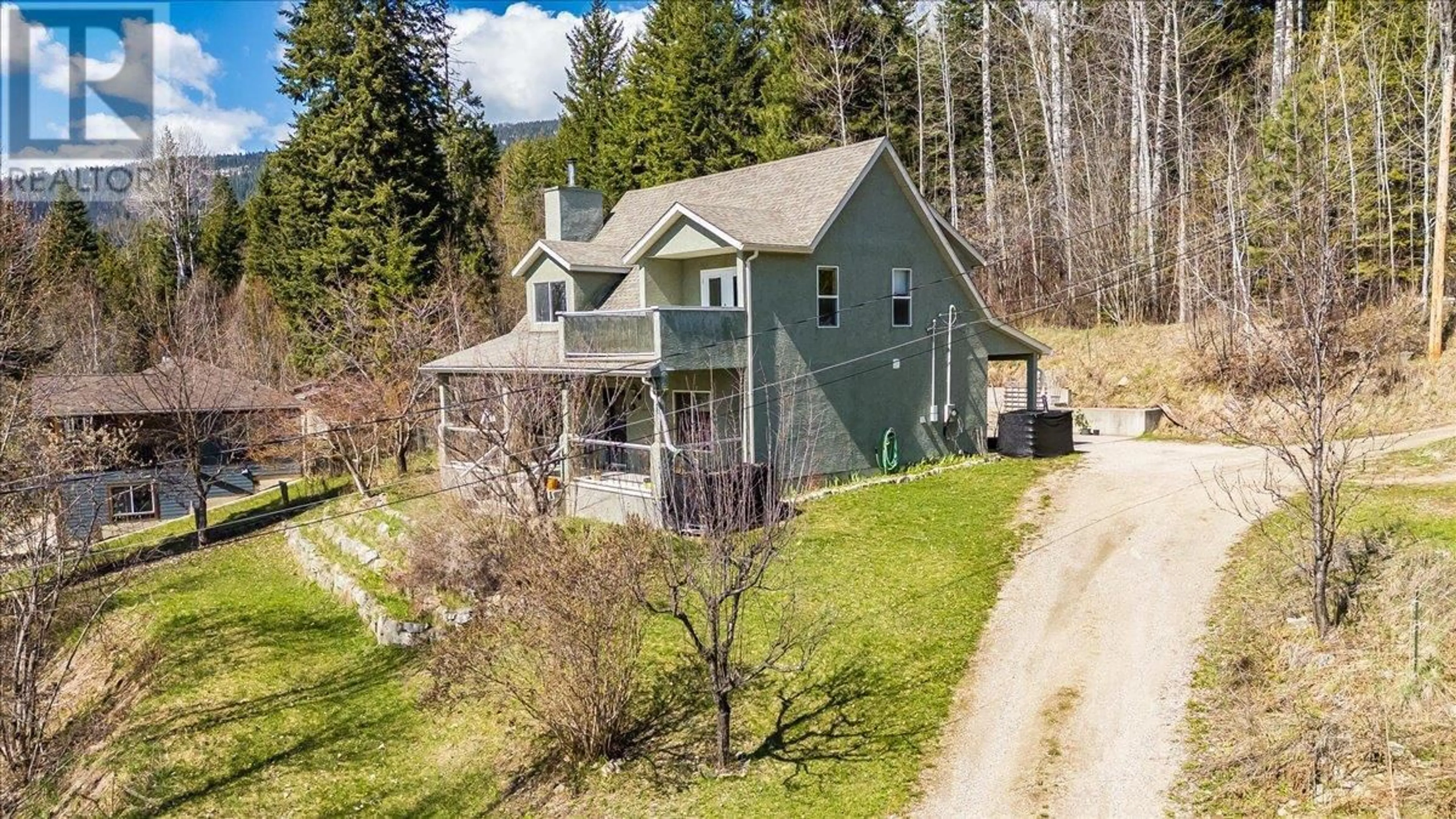 A pic from outside/outdoor area/front of a property/back of a property/a pic from drone, unknown for 3829 AARON ROAD, Bonnington British Columbia V0G2G3